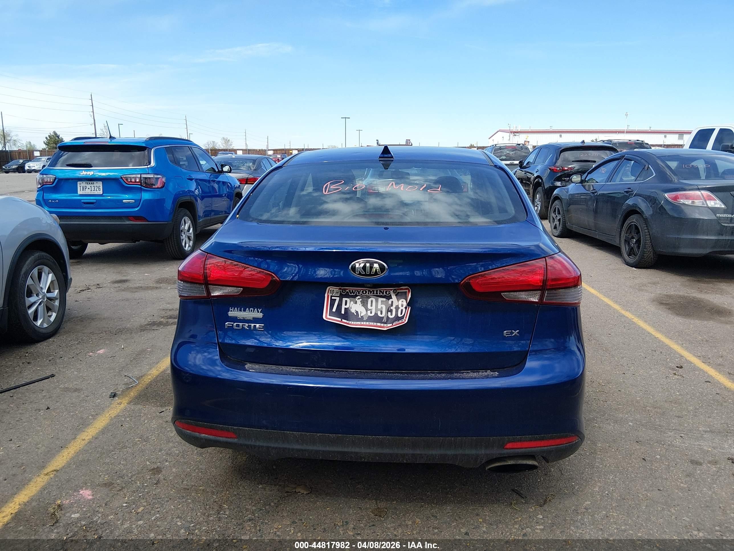 2018 Kia Forte Ex Blue vin: 3KPFL4A81JE189831