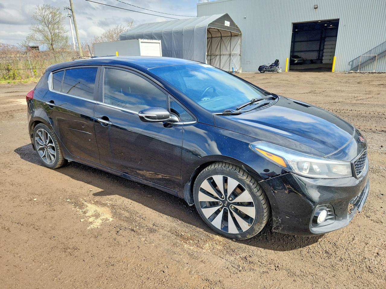2017 Kia Forte5 Sx Черный vin: 3KPFN5A35HE090315