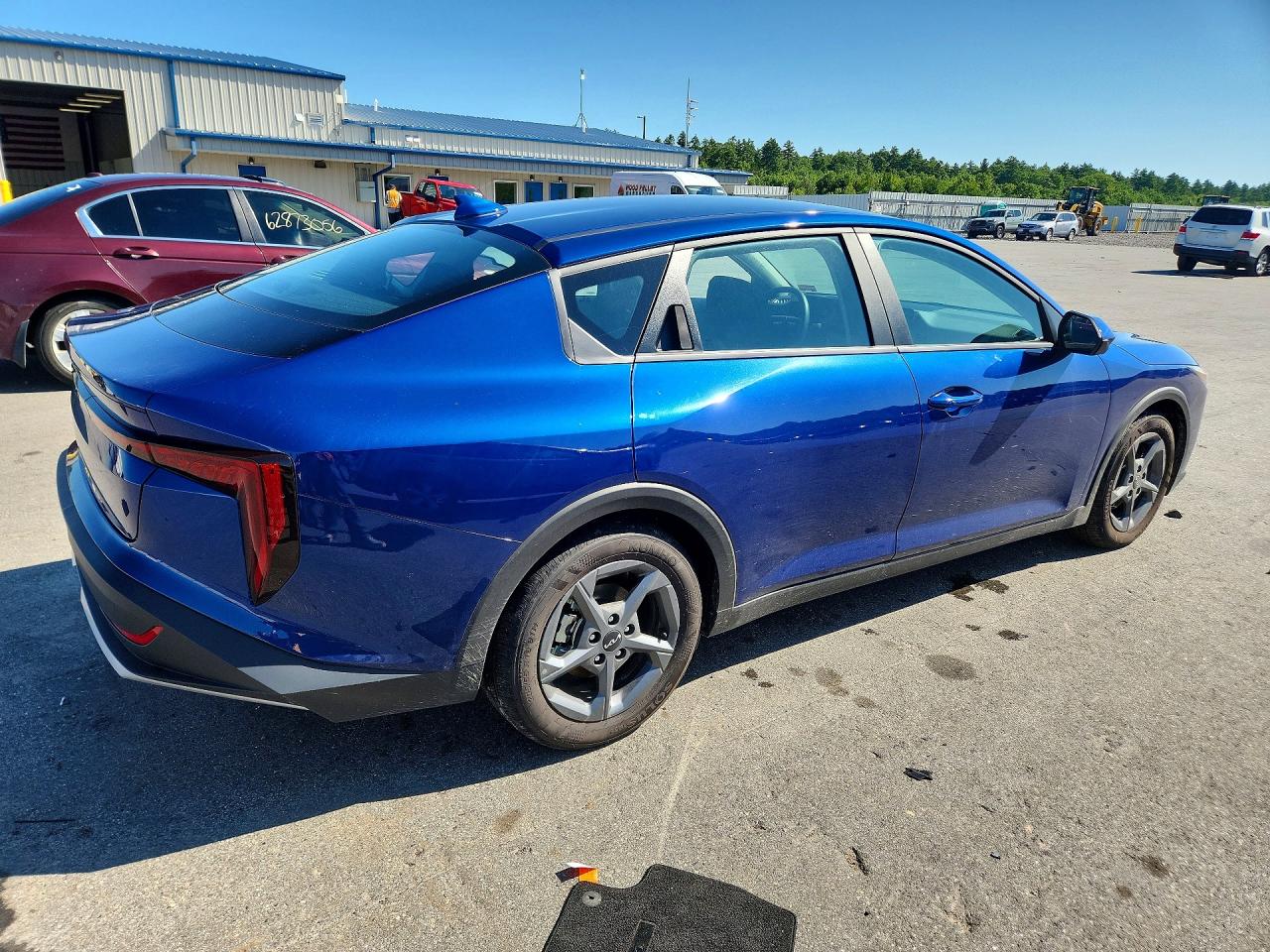2025 Kia K4 Lxs Синий vin: 3KPFT4DE0SE171310