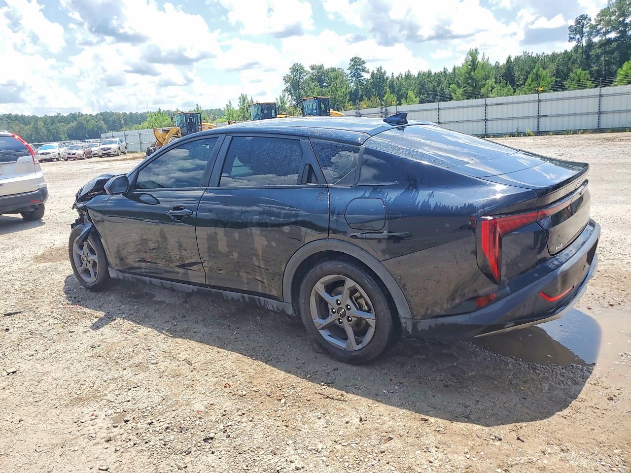 2025 Kia K4 Lxs Black vin: 3KPFT4DE1SE010965