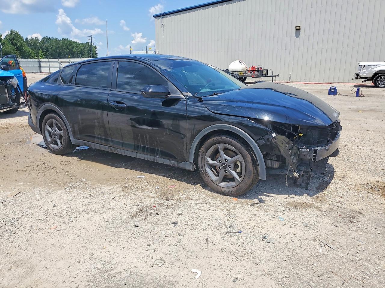 2025 Kia K4 Lxs Black vin: 3KPFT4DE1SE010965