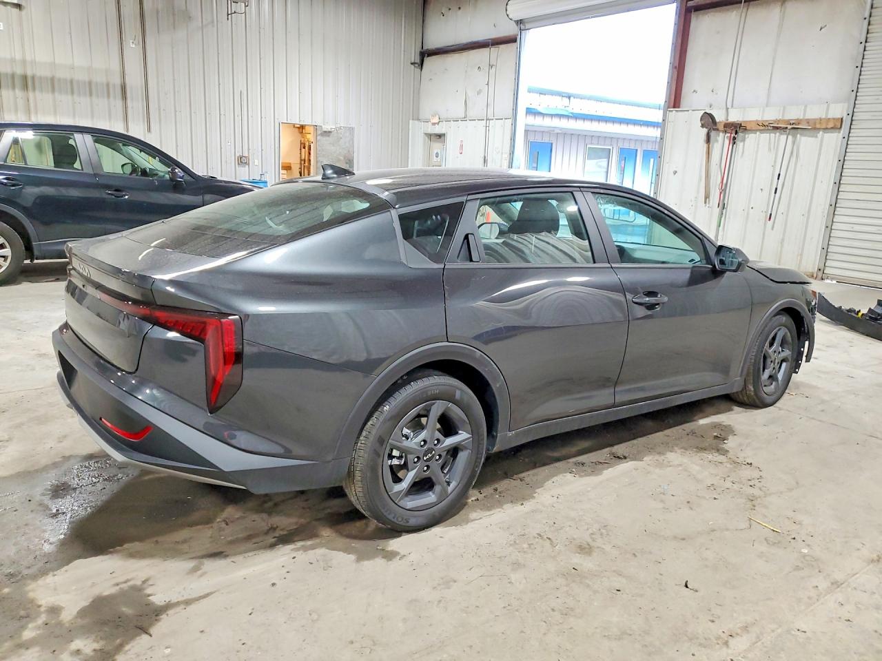 2026 Kia K4 Lxs Серый vin: 3KPFT4DE1TE299671