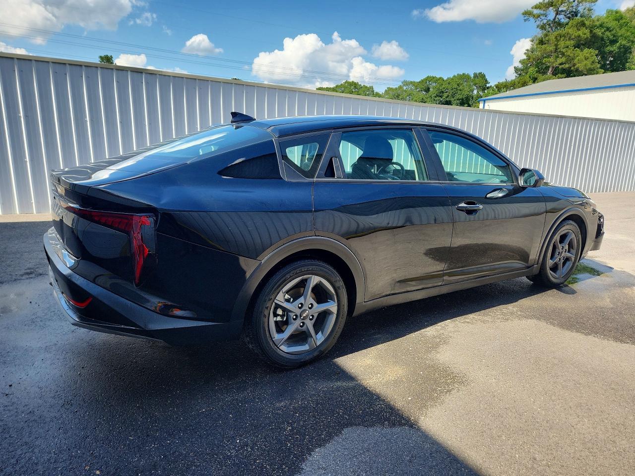 2025 Kia K4 Lxs Black vin: 3KPFT4DE2SE054425