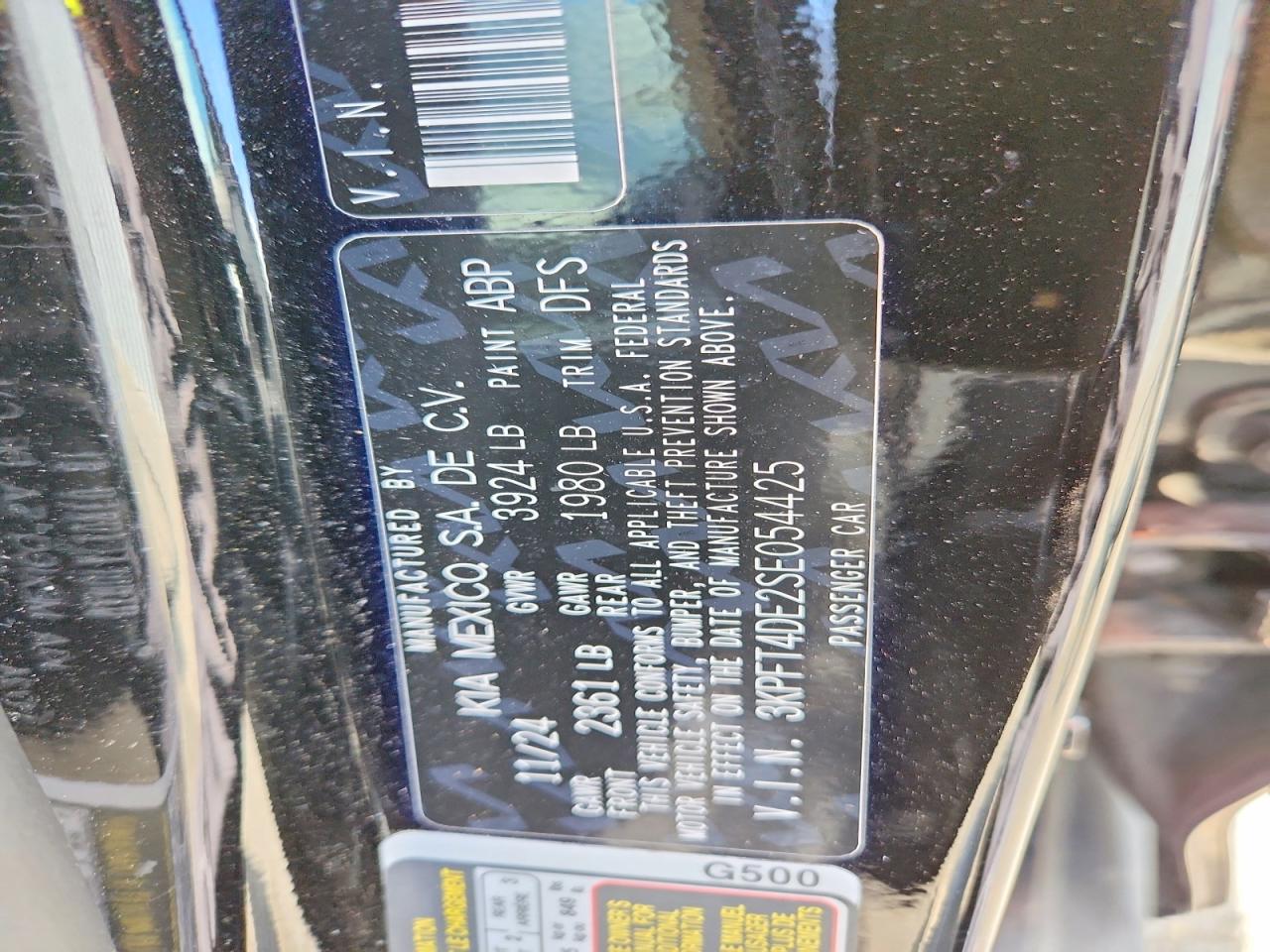 2025 Kia K4 Lxs Black vin: 3KPFT4DE2SE054425
