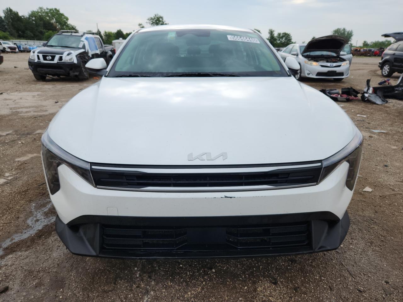 2025 Kia K4 Lxs White vin: 3KPFT4DE2SE085304 Damage: Front Bumper, Chipped, 4
