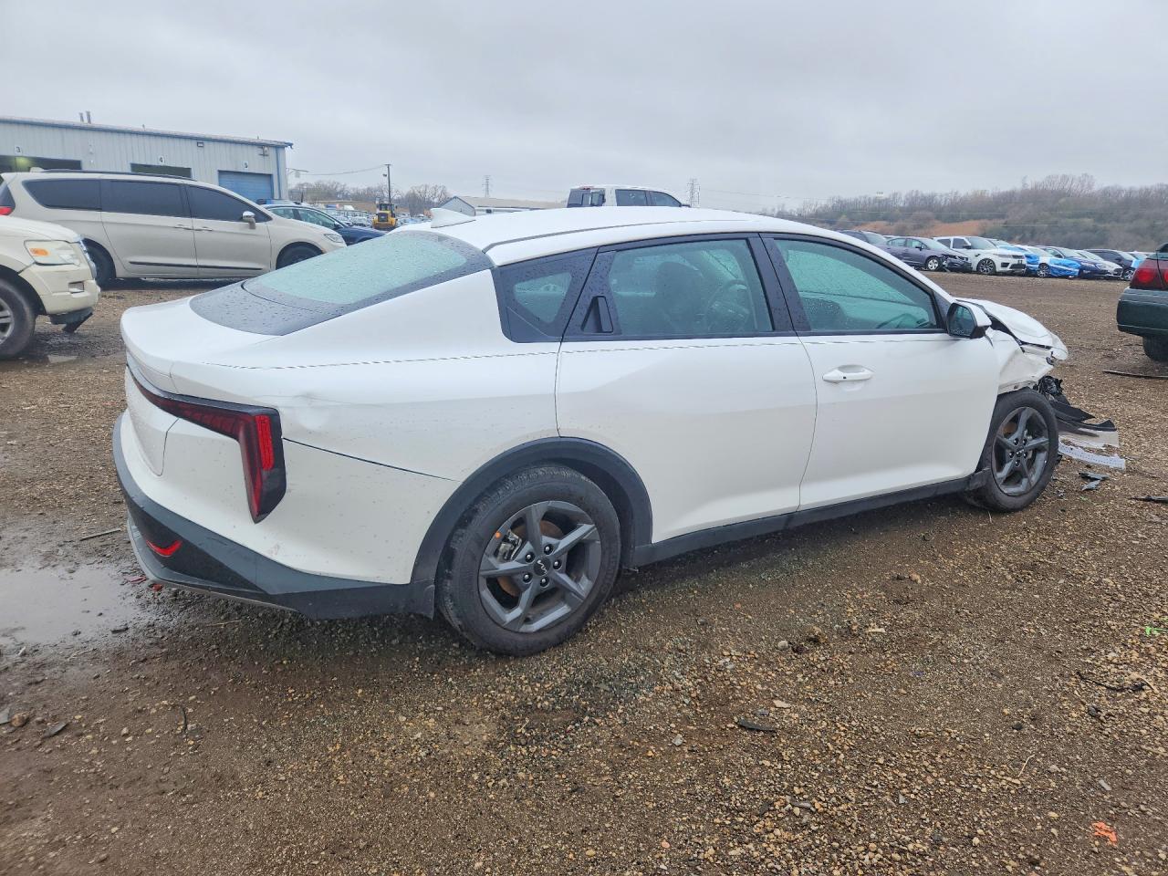 2025 Kia K4 Lxs White vin: 3KPFT4DE2SE194040