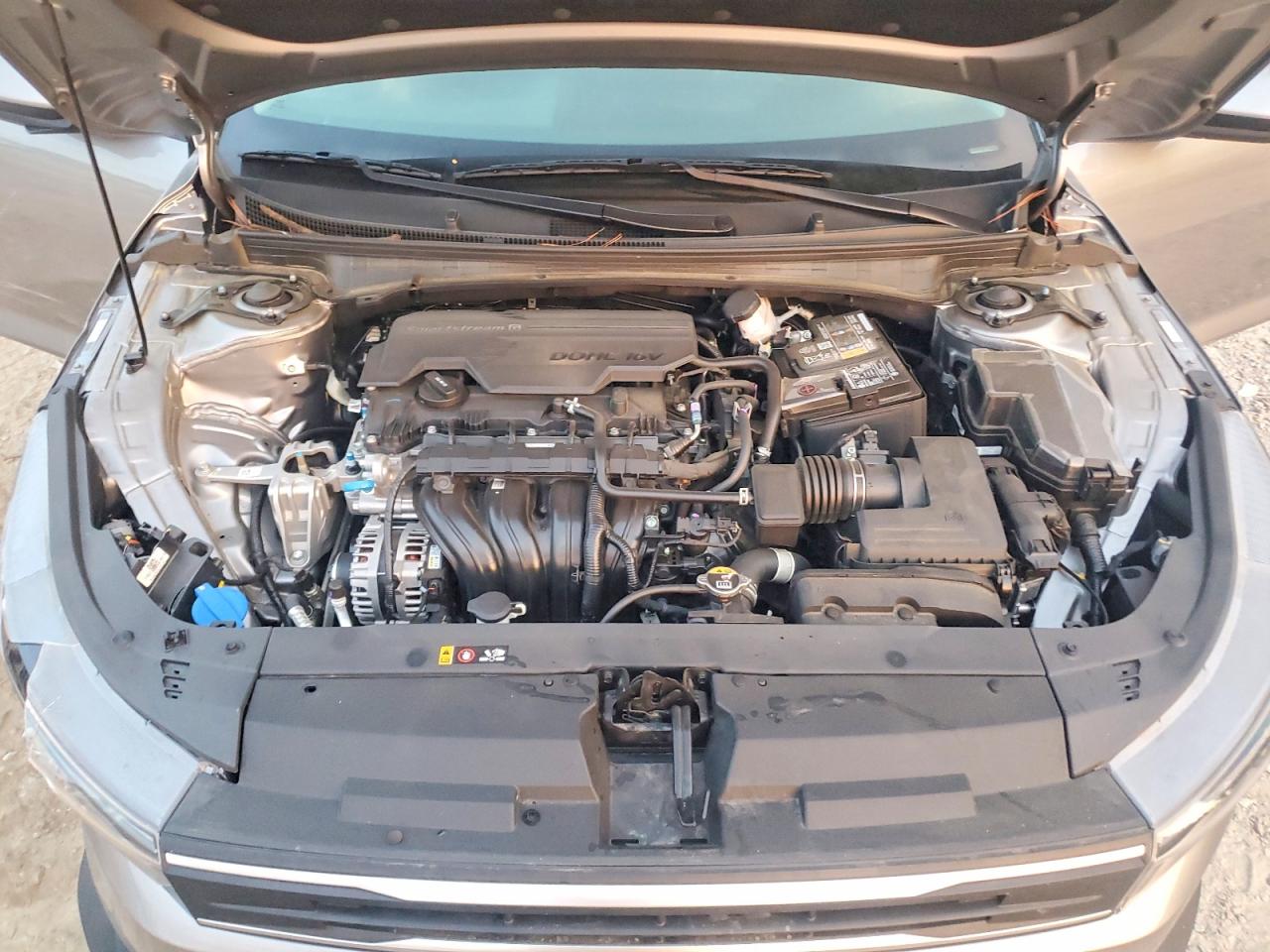 2025 Kia K4 Lxs Silver vin: 3KPFT4DE2SE202234