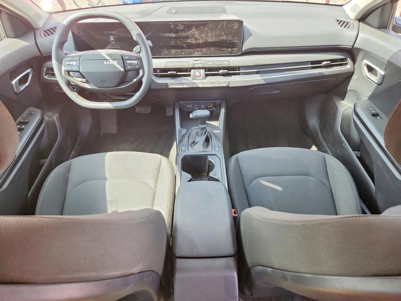 2026 Kia K4 Lxs Red vin: 3KPFT4DE2TE354841