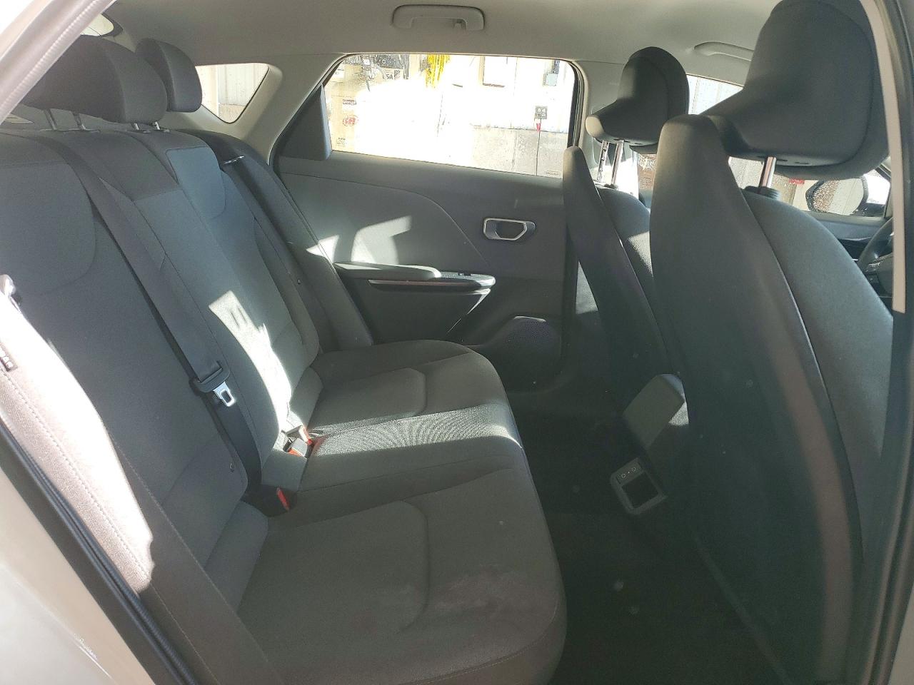 2025 Kia K4 Lxs White vin: 3KPFT4DE3SE007162