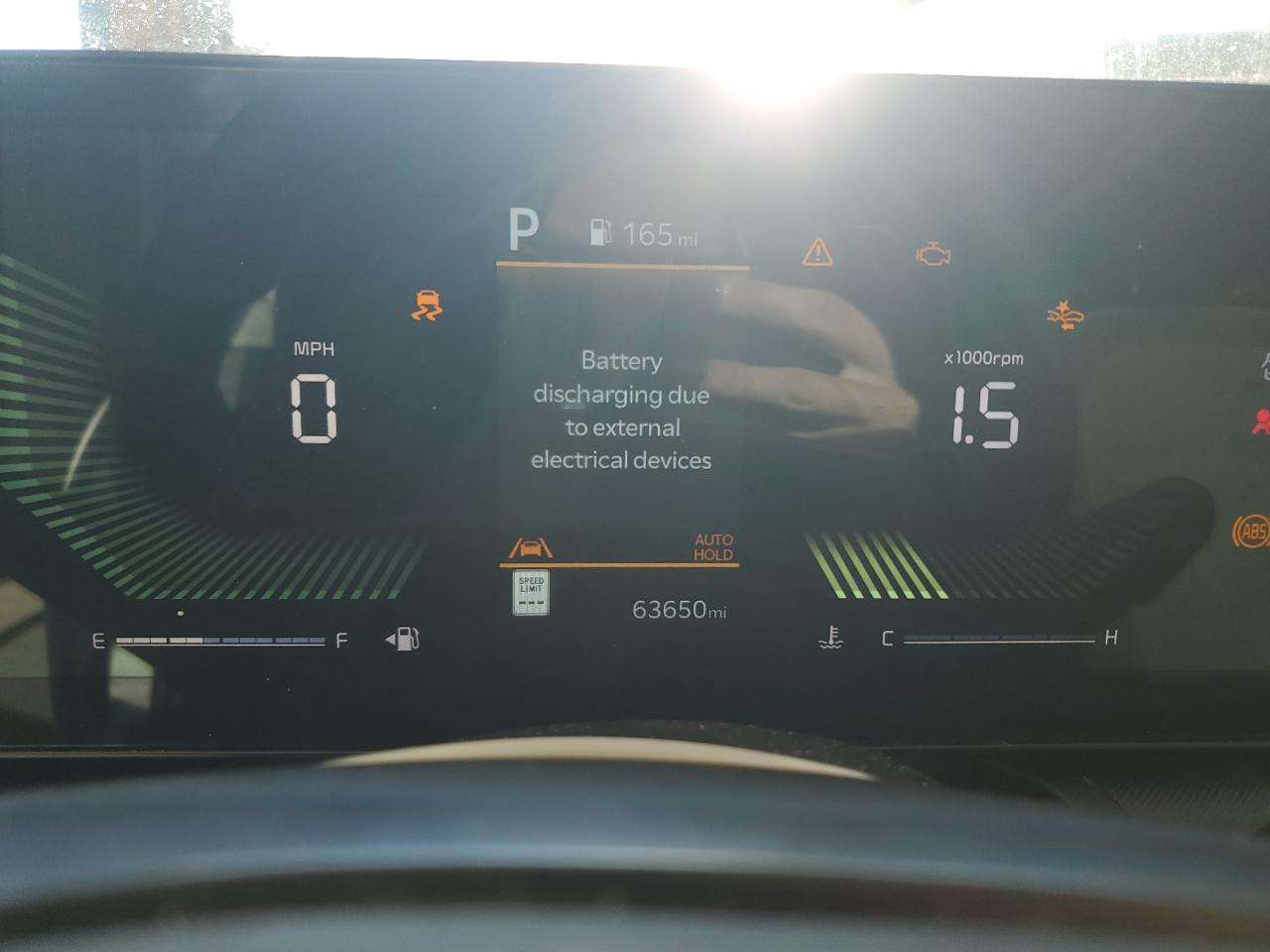 2025 Kia K4 Lxs White vin: 3KPFT4DE3SE007162 Damage: Warning Light - Engine, On, Unacceptable