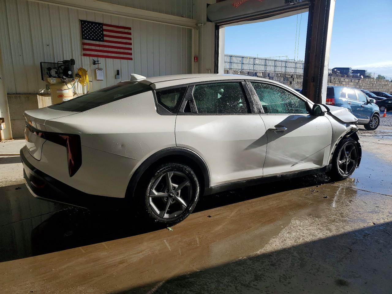 2025 Kia K4 Lxs White vin: 3KPFT4DE3SE007162