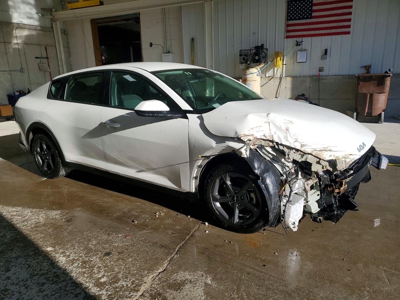 2025 Kia K4 Lxs White vin: 3KPFT4DE3SE007162