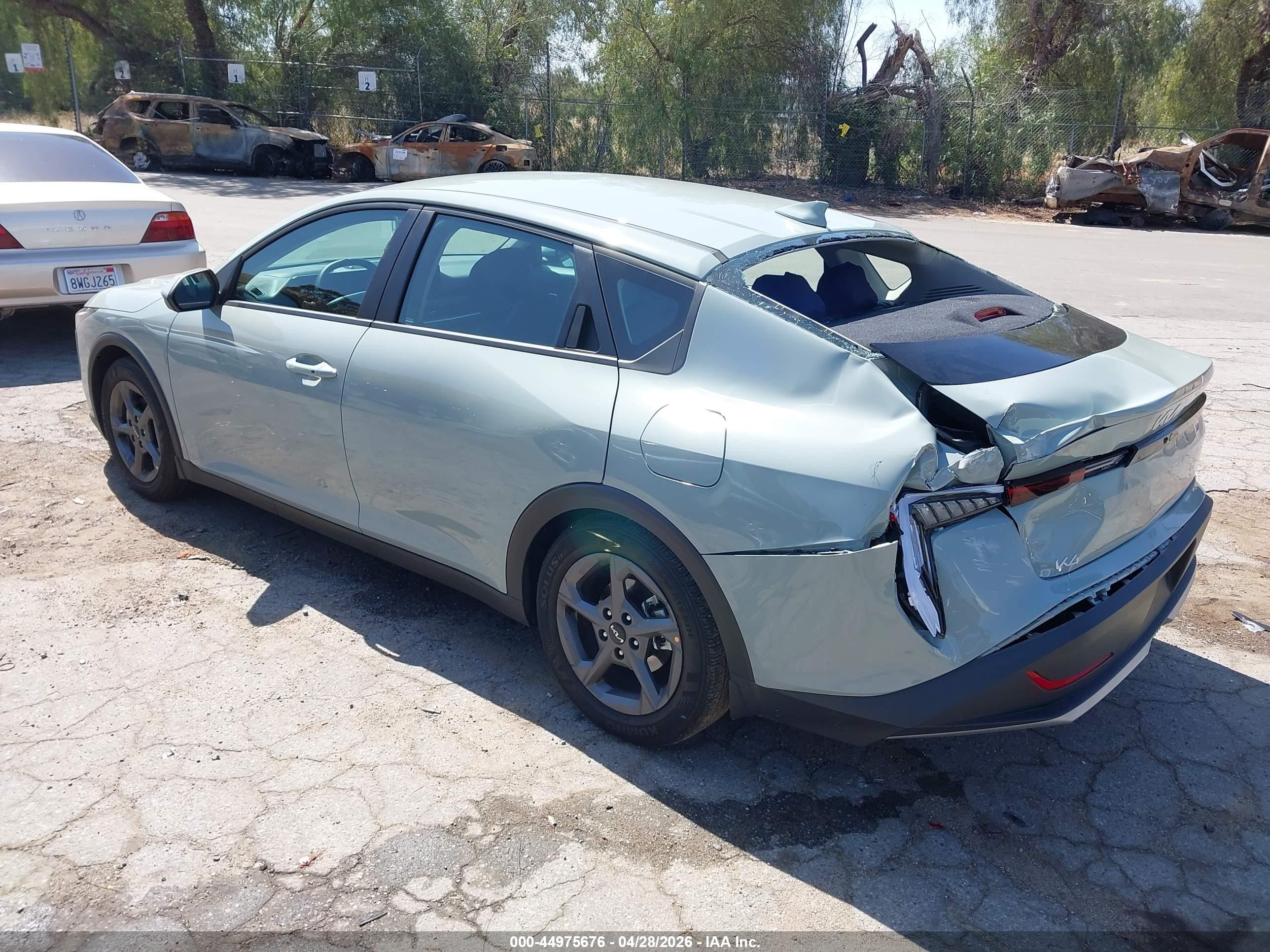 2025 Kia K4 Lxs Gray vin: 3KPFT4DE3SE097719