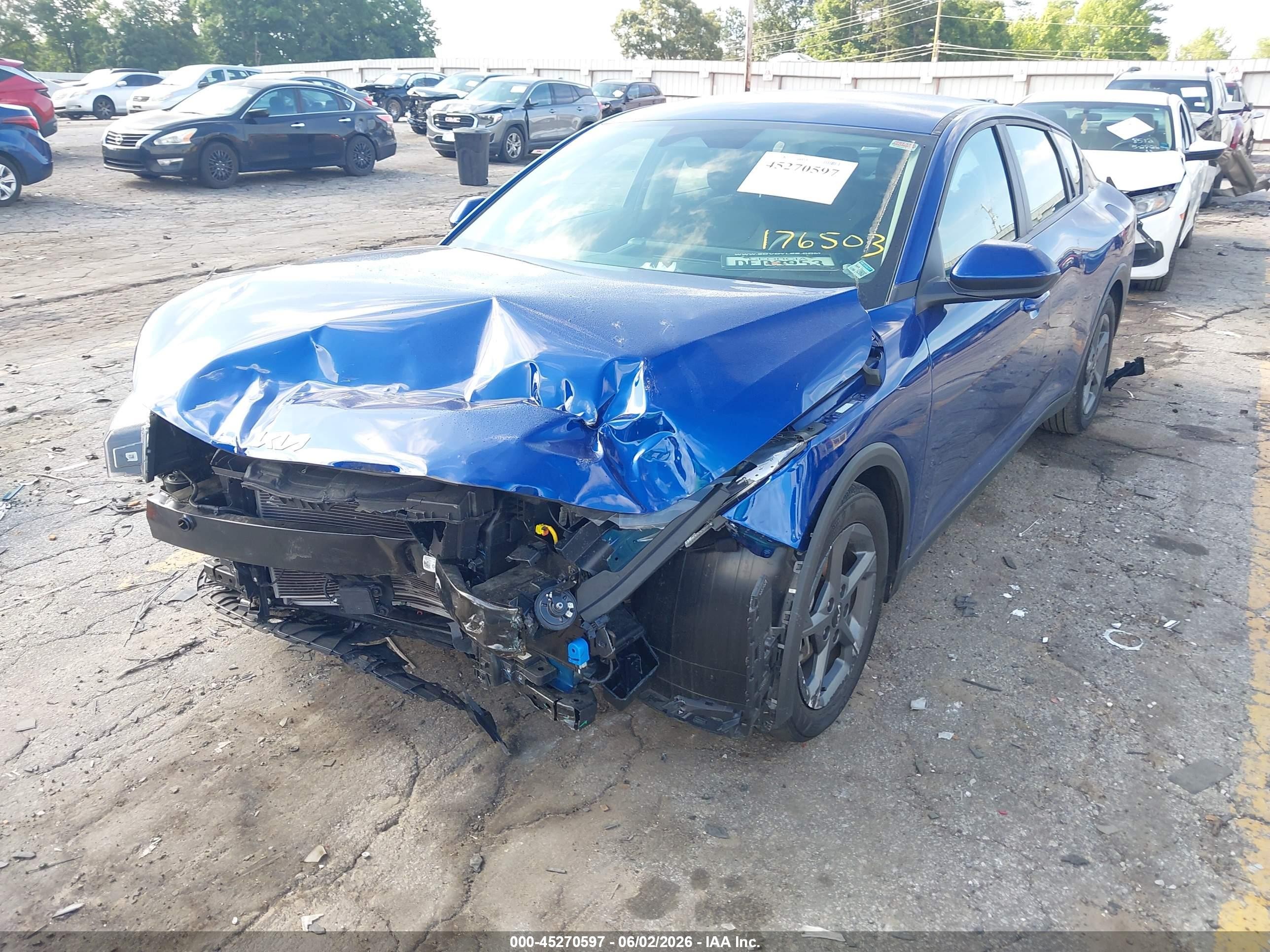 2025 Kia K4 Lxs Синий vin: 3KPFT4DE3SE176503
