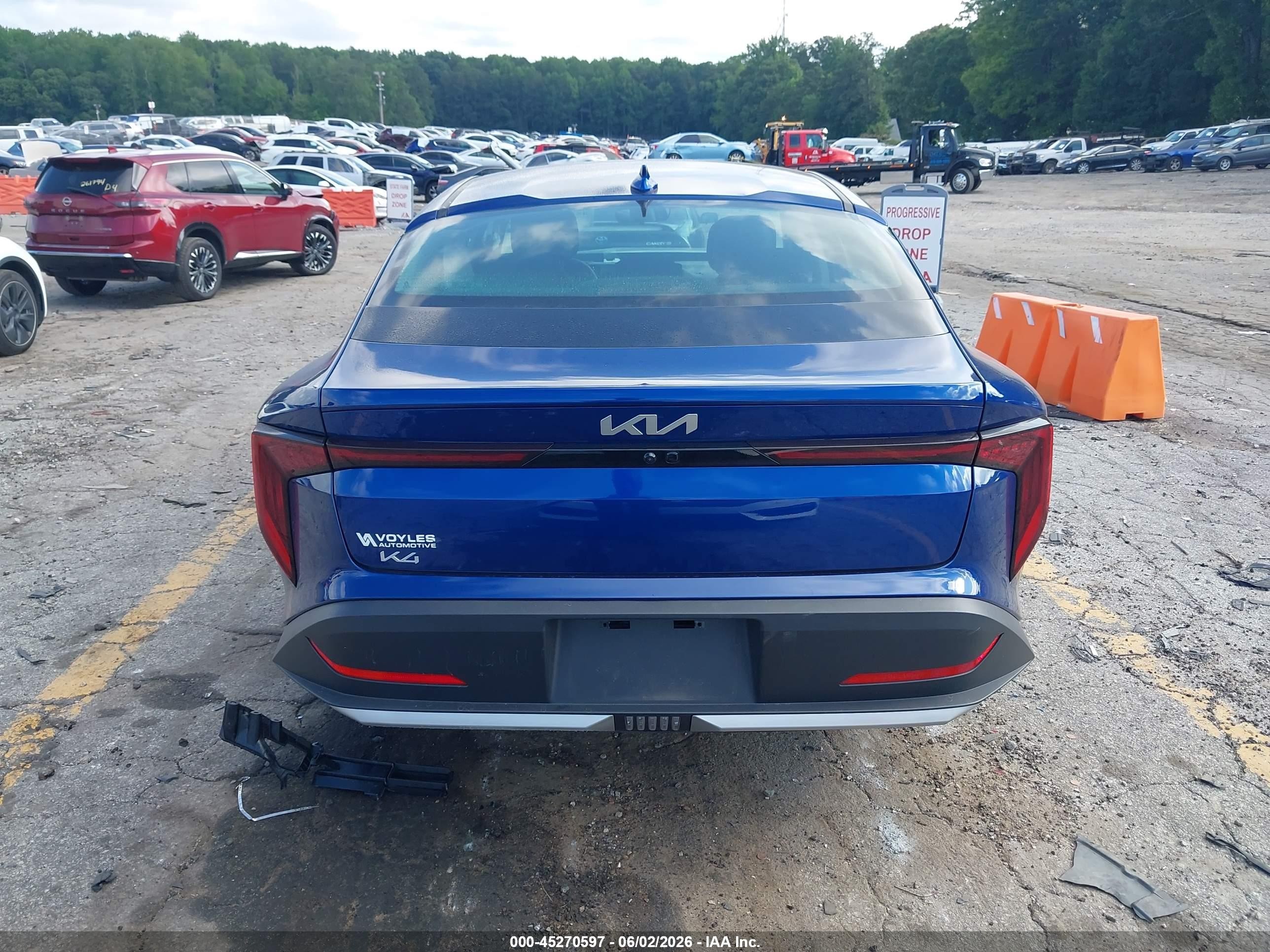 2025 Kia K4 Lxs Синий vin: 3KPFT4DE3SE176503