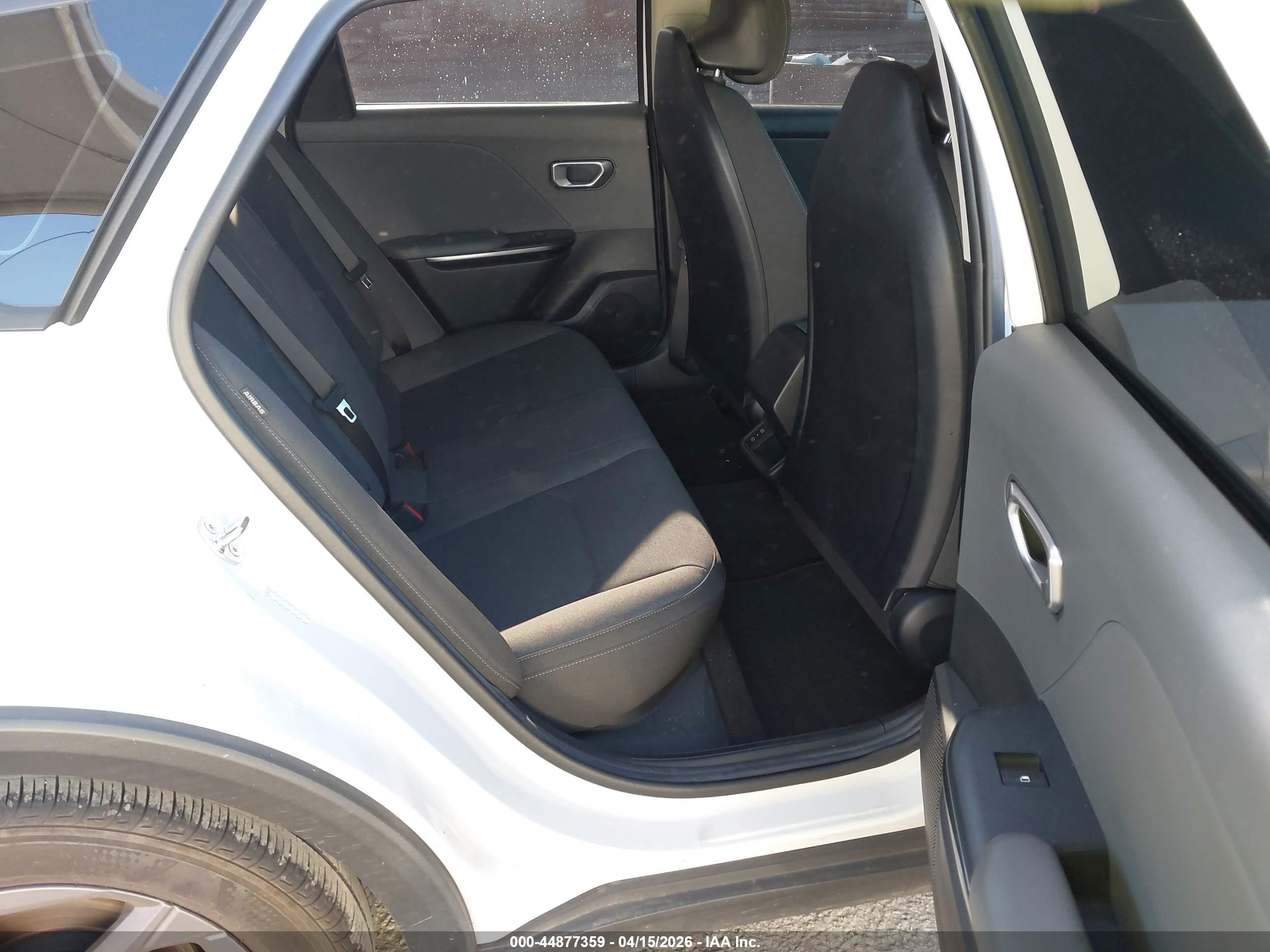2025 Kia K4 Lxs Белый vin: 3KPFT4DE4SE034029