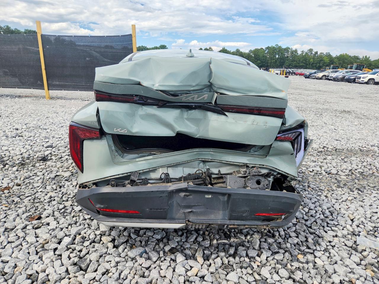 2025 Kia K4 Lxs Silver vin: 3KPFT4DE4SE186196