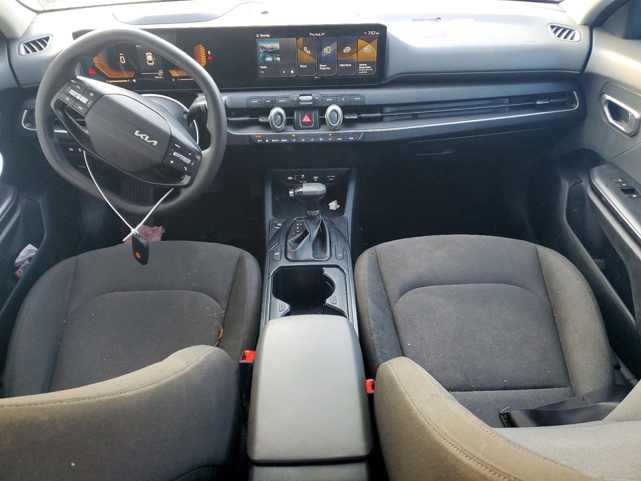 2025 Kia K4 Lx Black vin: 3KPFT4DE5SE015201