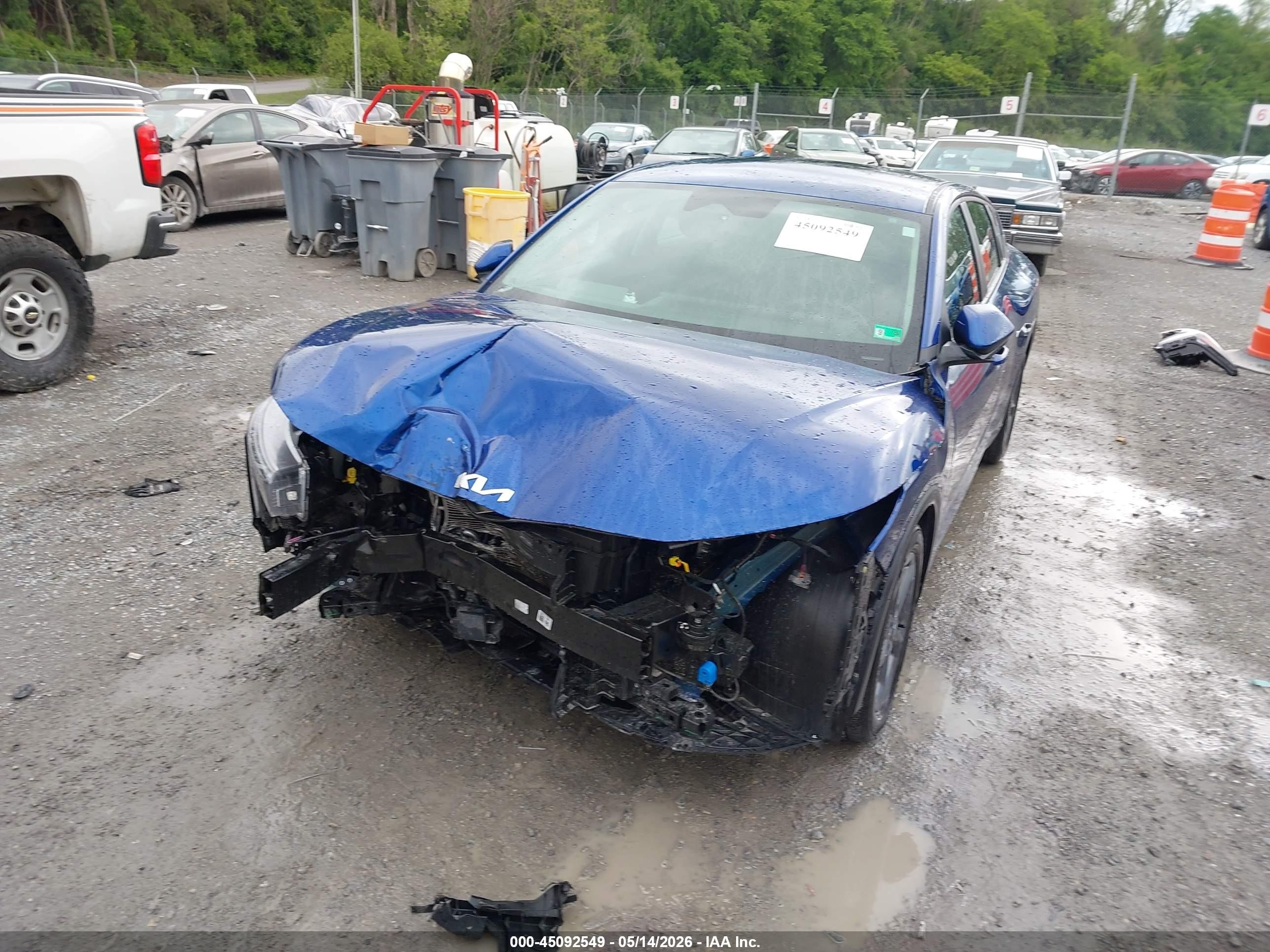 2025 Kia K4 Lxs Blue vin: 3KPFT4DE5SE025811