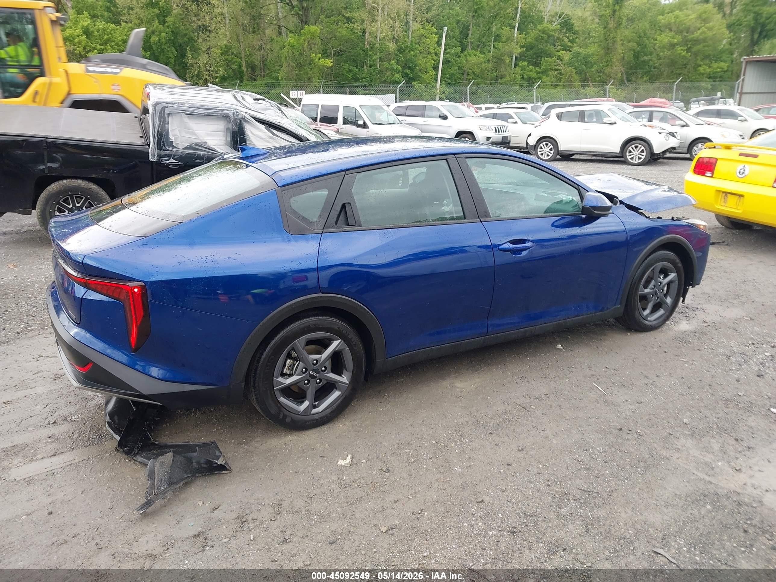 2025 Kia K4 Lxs Blue vin: 3KPFT4DE5SE025811