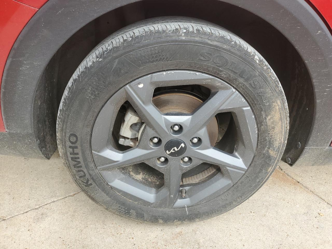 2025 Kia K4 Lxs Red vin: 3KPFT4DE5SE039983 Damage: Right Rear Wheel, Chipped, 10 Or More