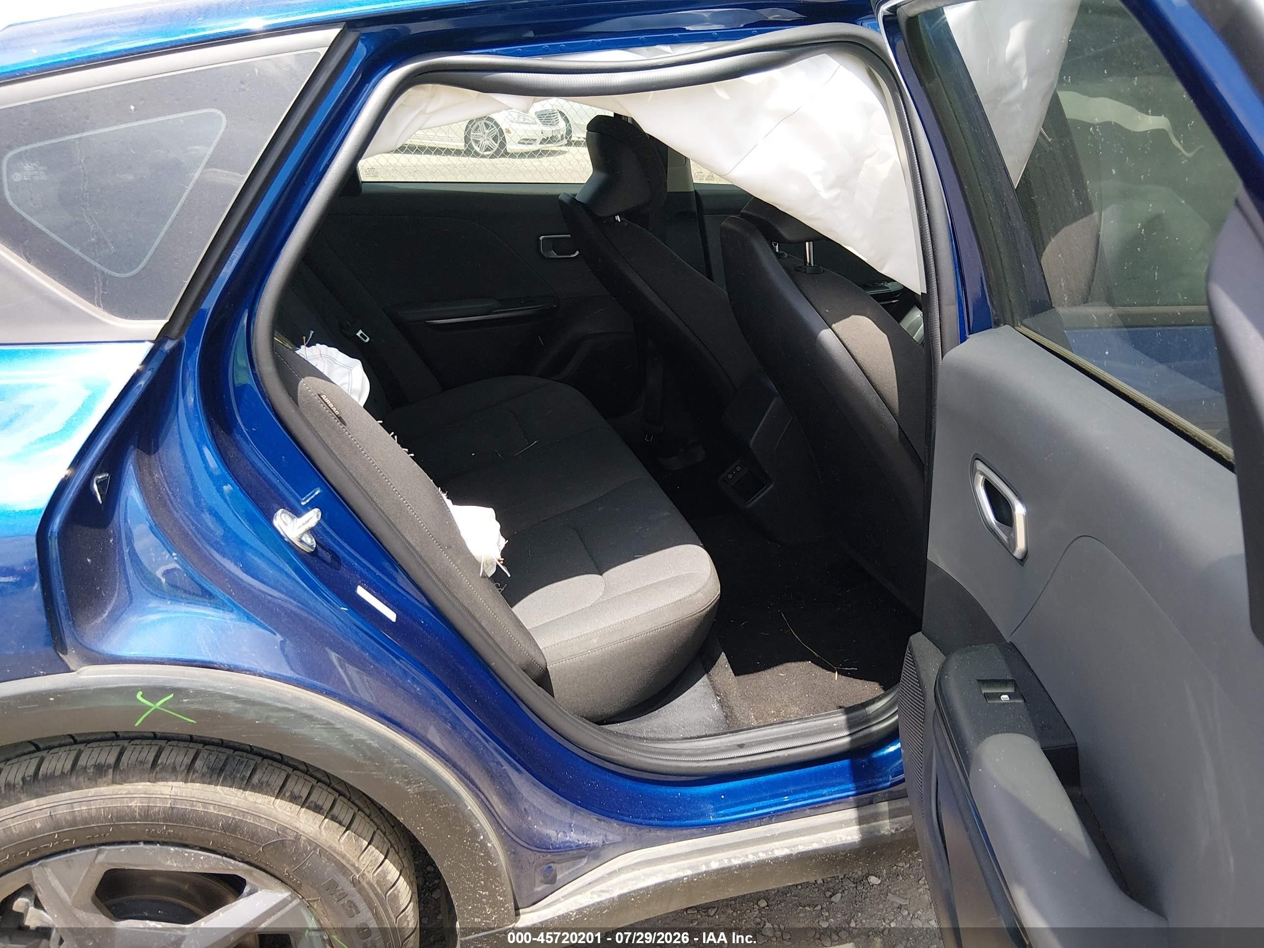2025 Kia K4 Lxs Blue vin: 3KPFT4DE5SE088102