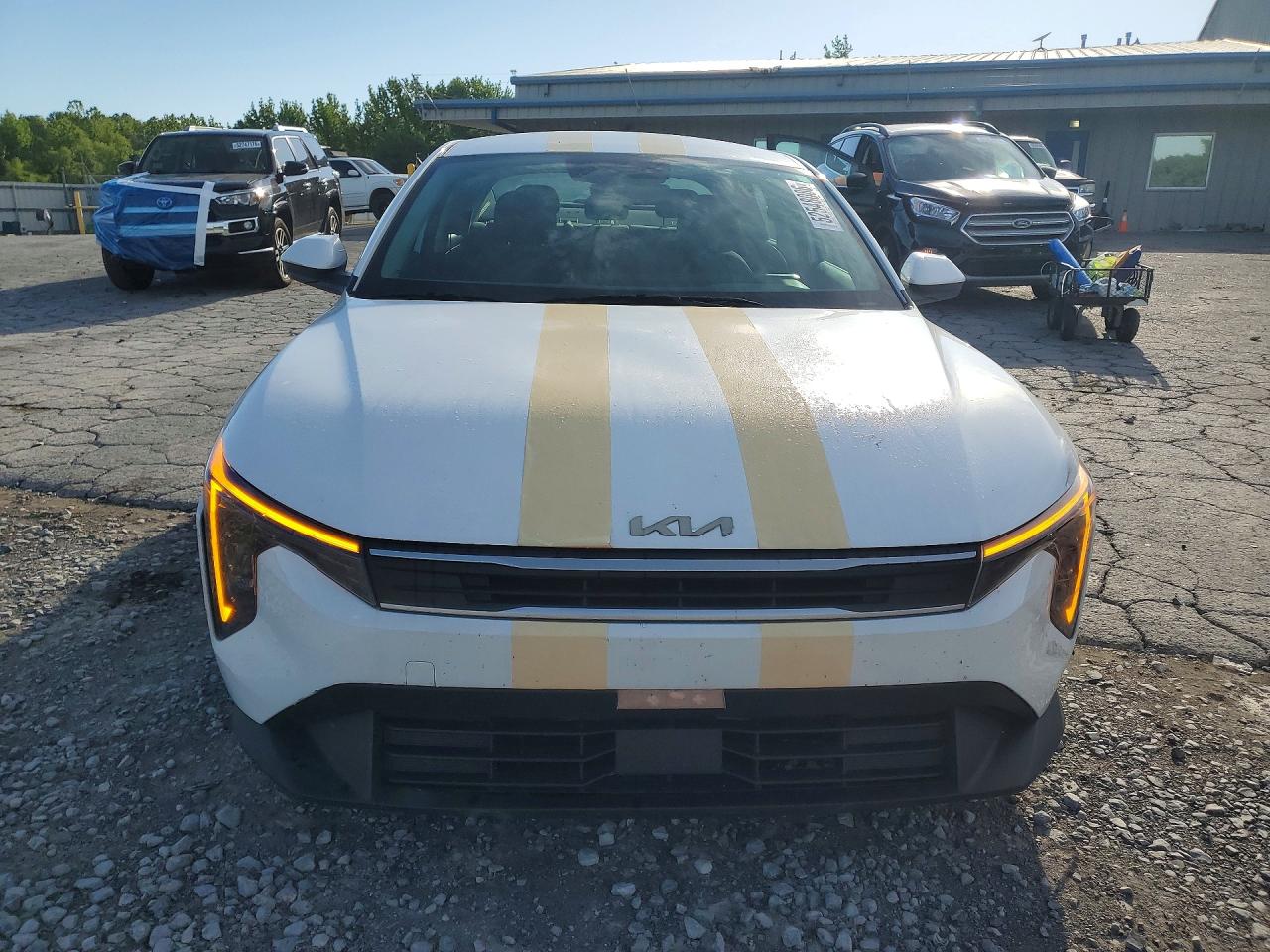 2025 Kia K4 Lxs White vin: 3KPFT4DE5SE155815