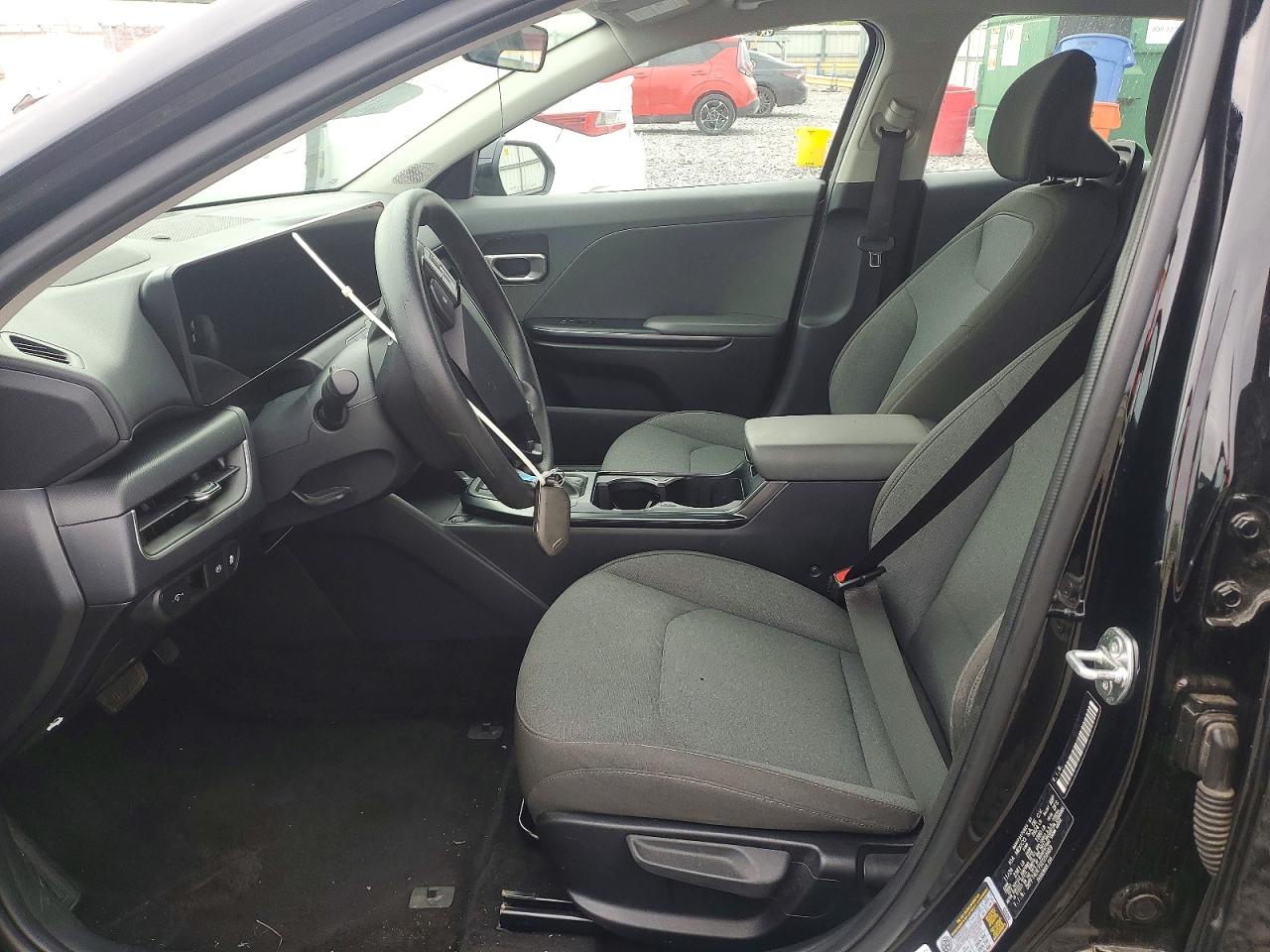 2025 Kia K4 Lxs Черный vin: 3KPFT4DE7SE059989