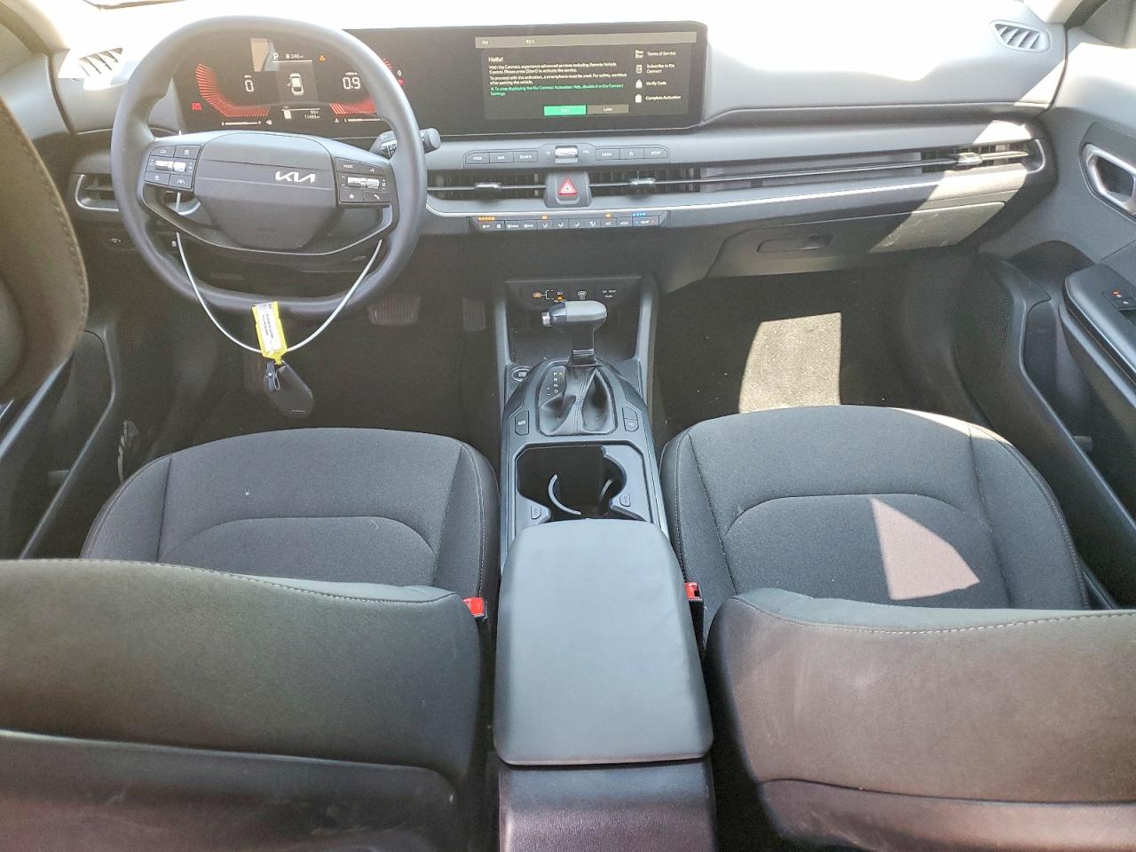 2025 Kia K4 Lx Белый vin: 3KPFT4DE8SE145585