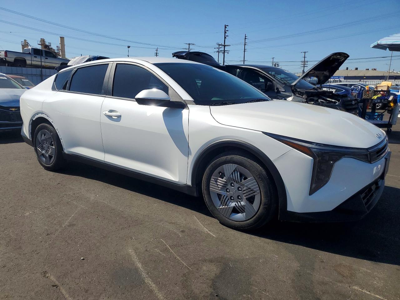 2025 Kia K4 Lx Белый vin: 3KPFT4DE8SE145585
