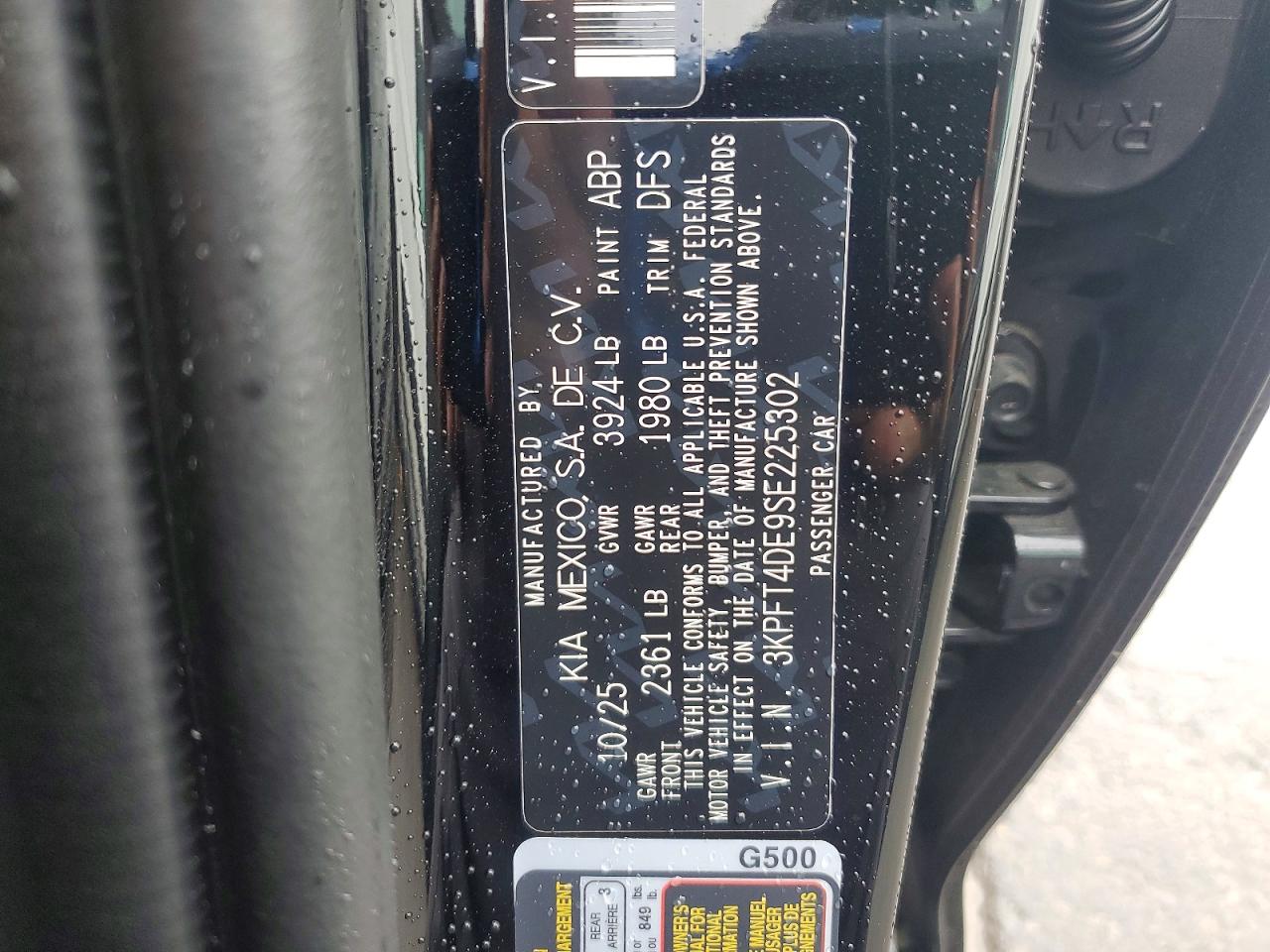 2025 Kia K4 Lxs Black vin: 3KPFT4DE9SE225302