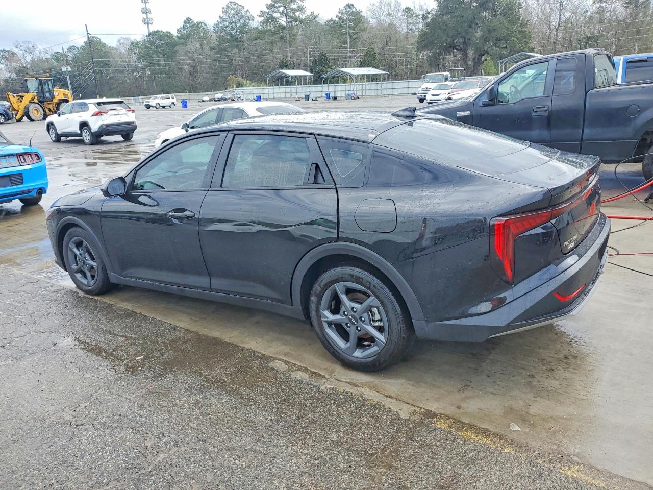 2025 Kia K4 Lxs Black vin: 3KPFT4DE9SE225302