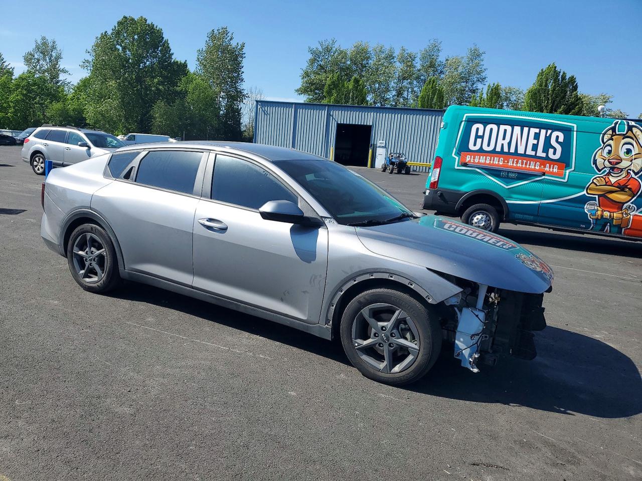 2025 Kia K4 Lxs Gray vin: 3KPFT4DEXSE010432