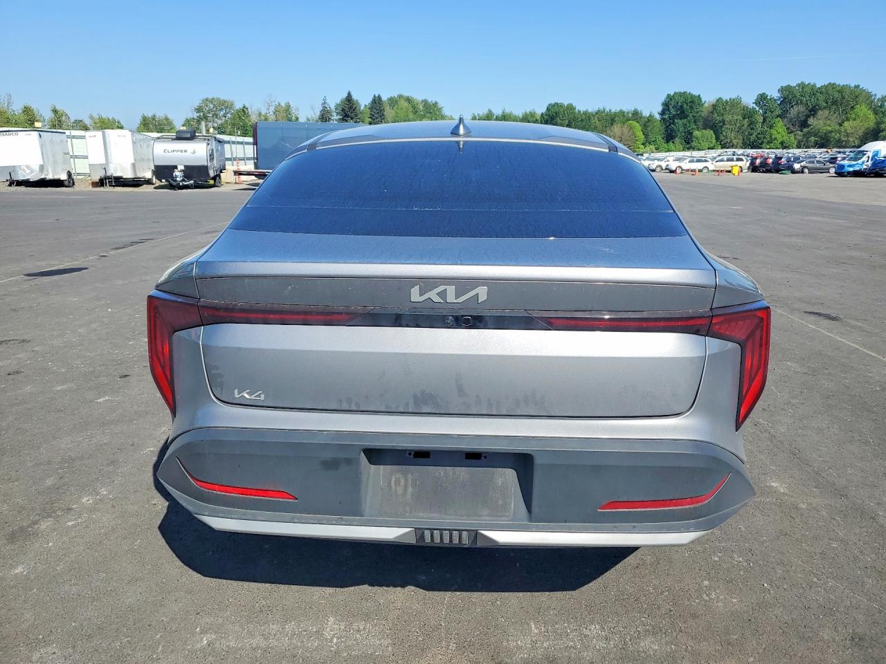 2025 Kia K4 Lxs Gray vin: 3KPFT4DEXSE010432