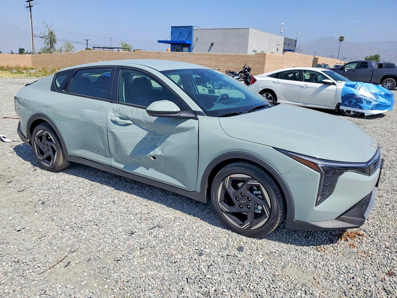2026 Kia K4 Ex Gray vin: 3KPFU4DE0TE299562