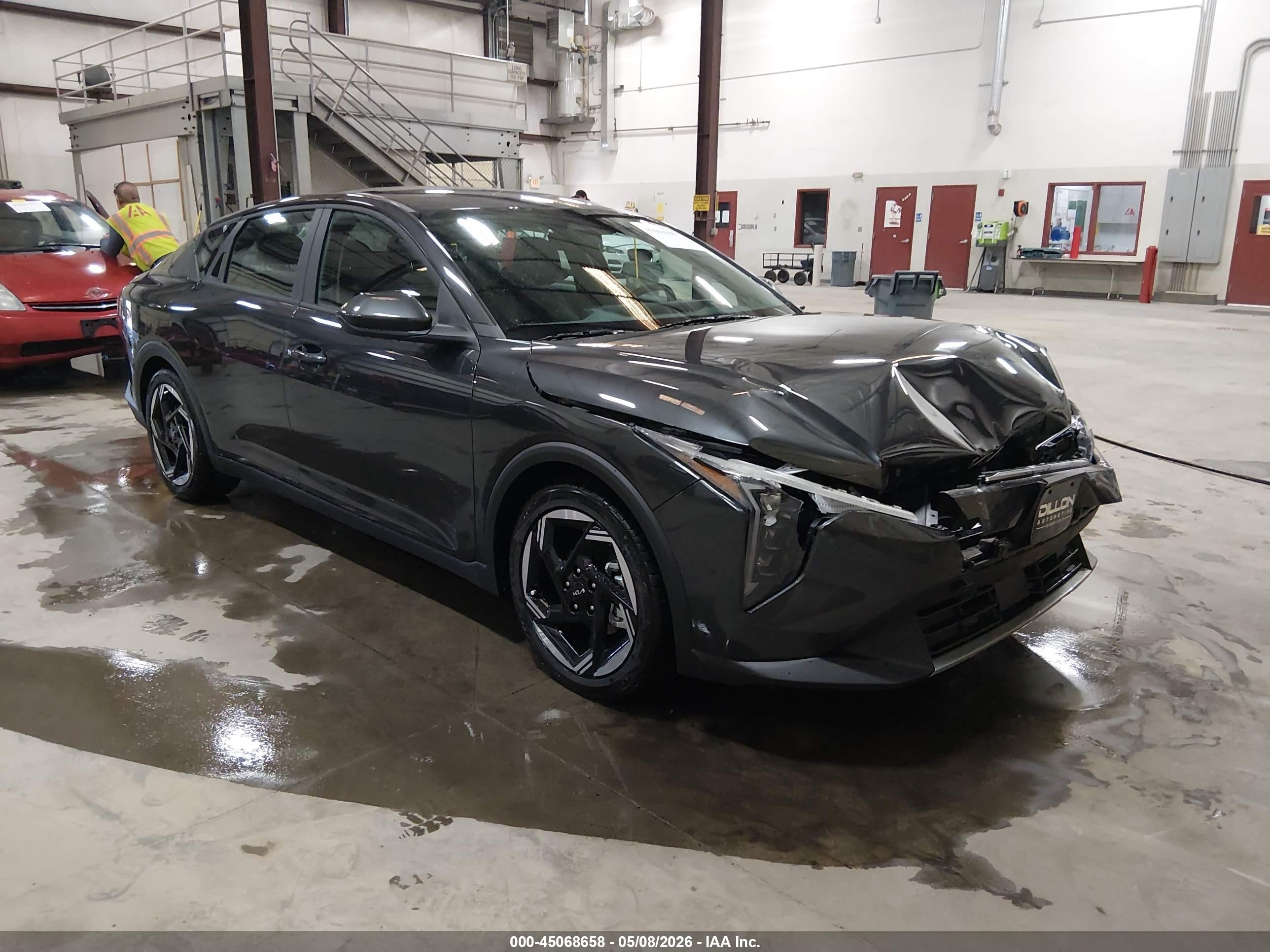 2026 Kia K4 Ex Gray vin: 3KPFU4DE0TE307210