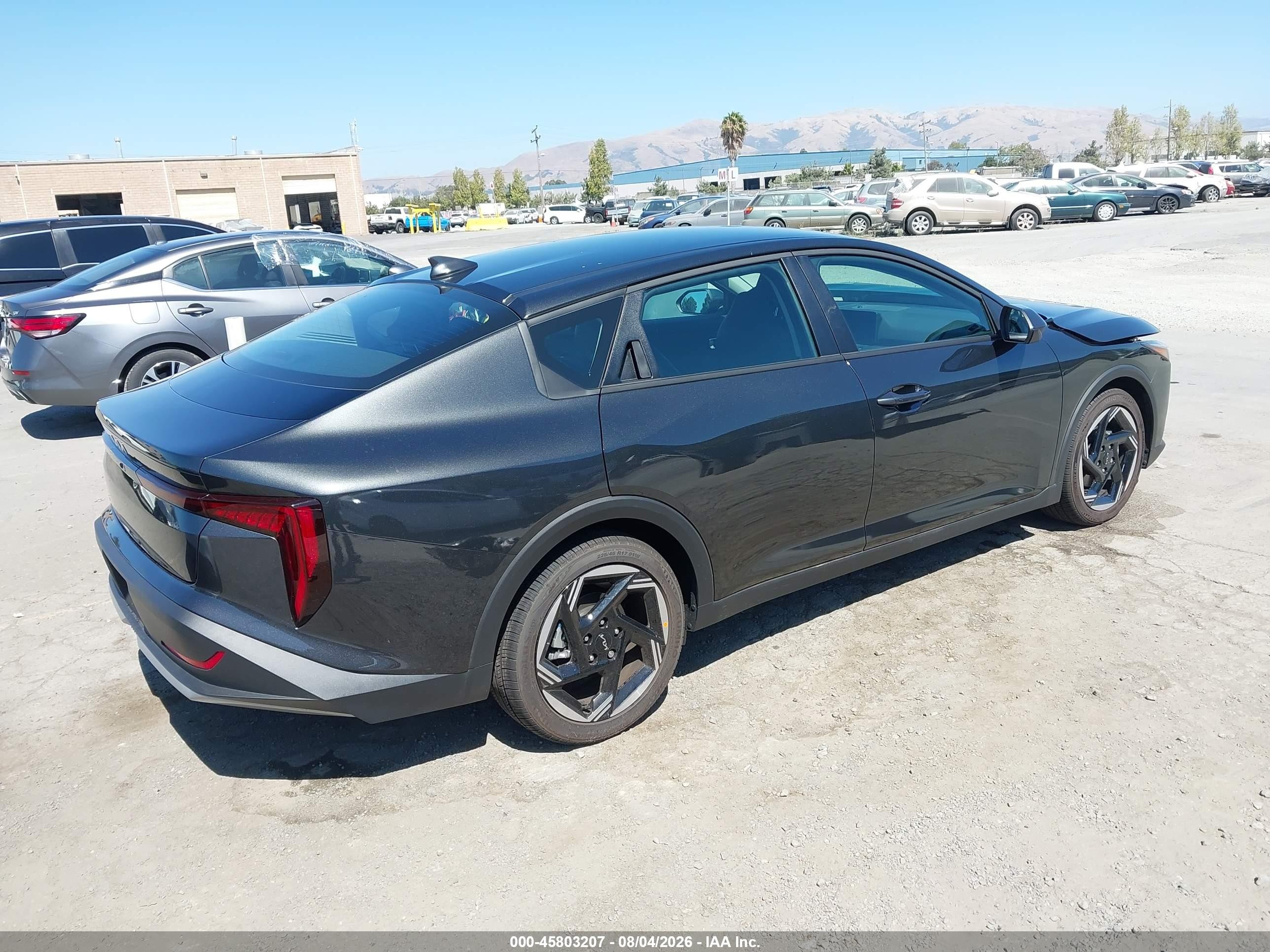 2026 Kia K4 Ex Gray vin: 3KPFU4DE4TE304780