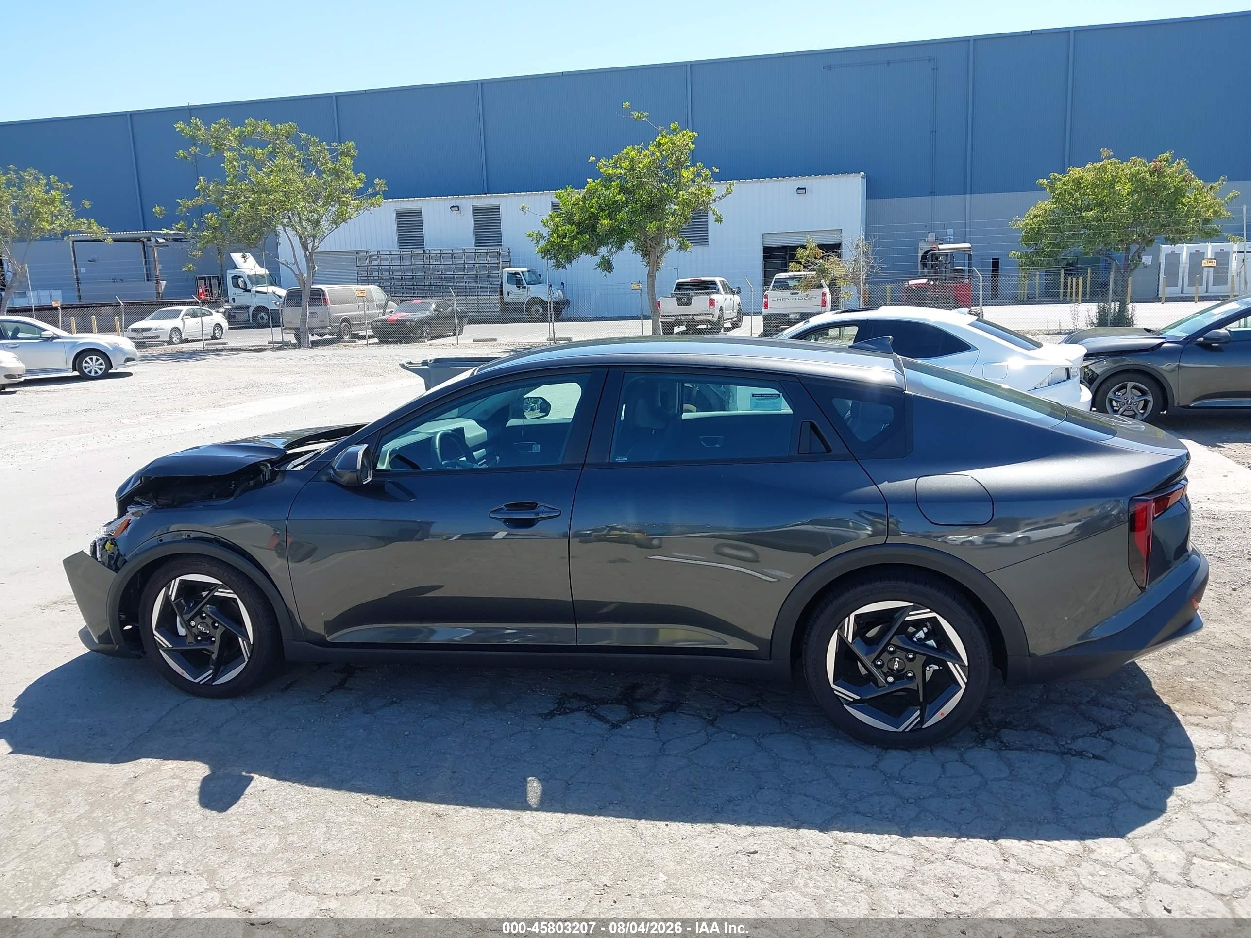 2026 Kia K4 Ex Gray vin: 3KPFU4DE4TE304780