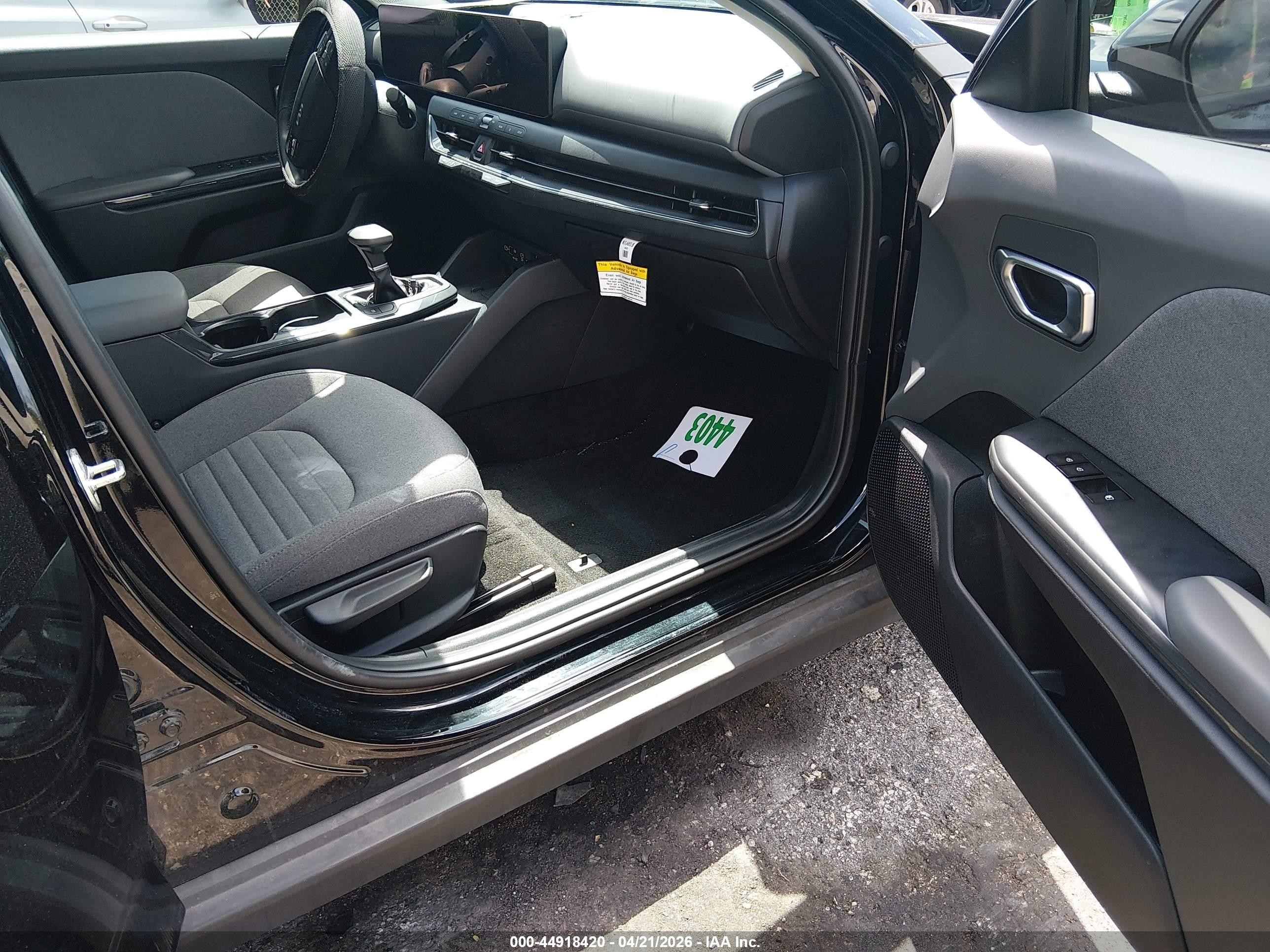 2025 Kia K4 Ex Black vin: 3KPFU4DE5SE150370