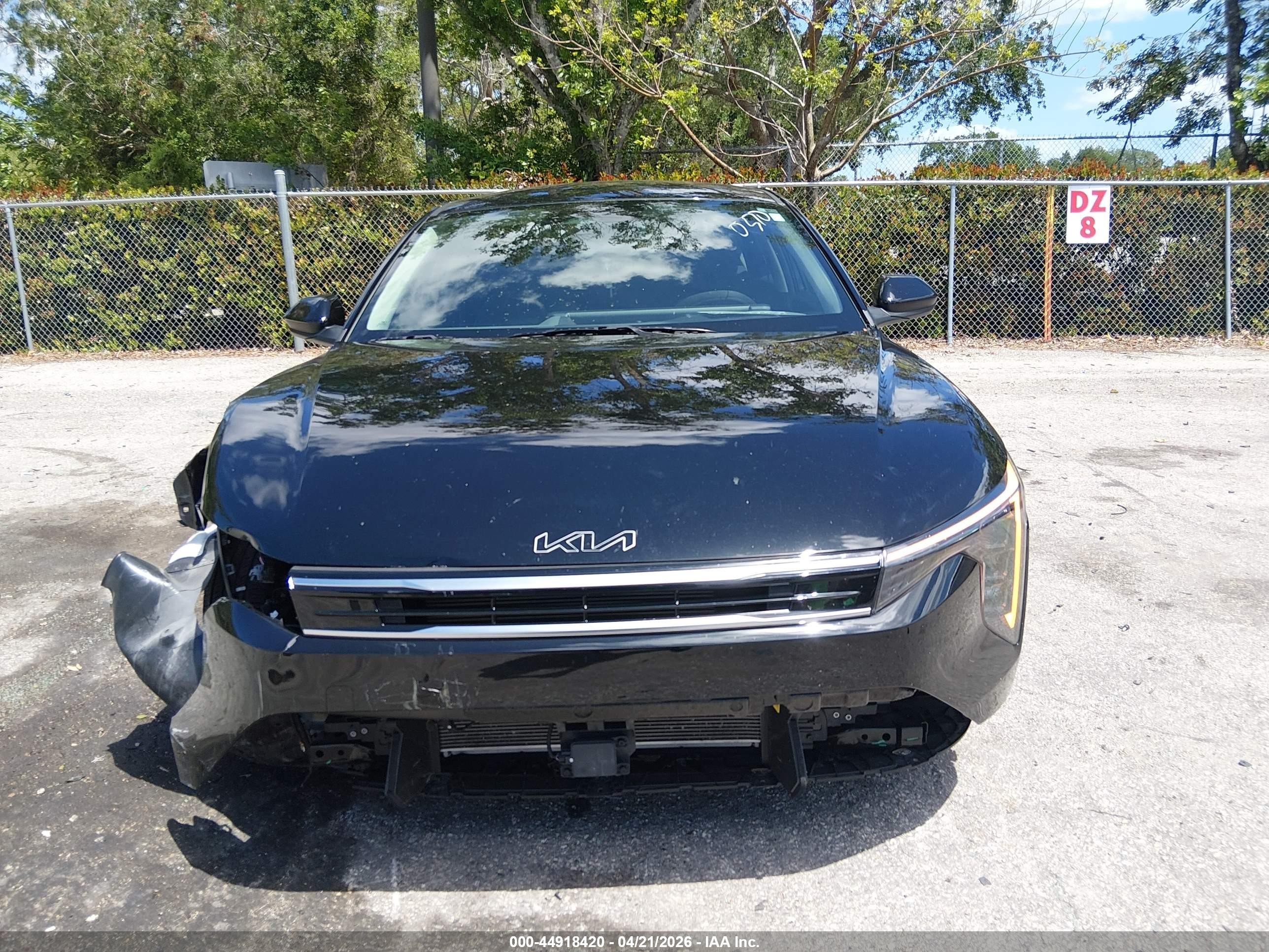 2025 Kia K4 Ex Black vin: 3KPFU4DE5SE150370