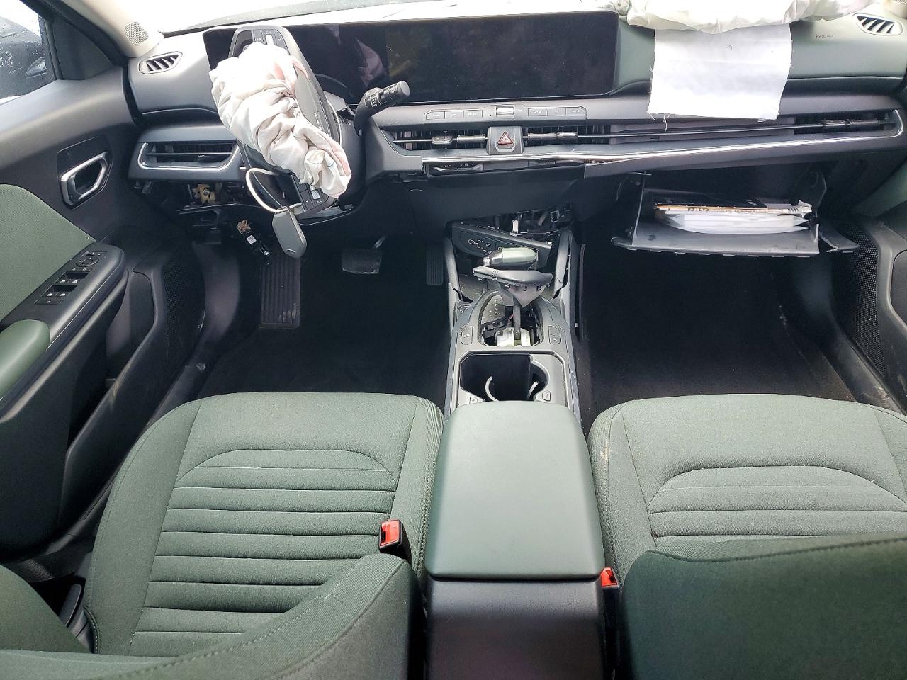 2025 Kia K4 Ex Gray vin: 3KPFU4DE6SE239381