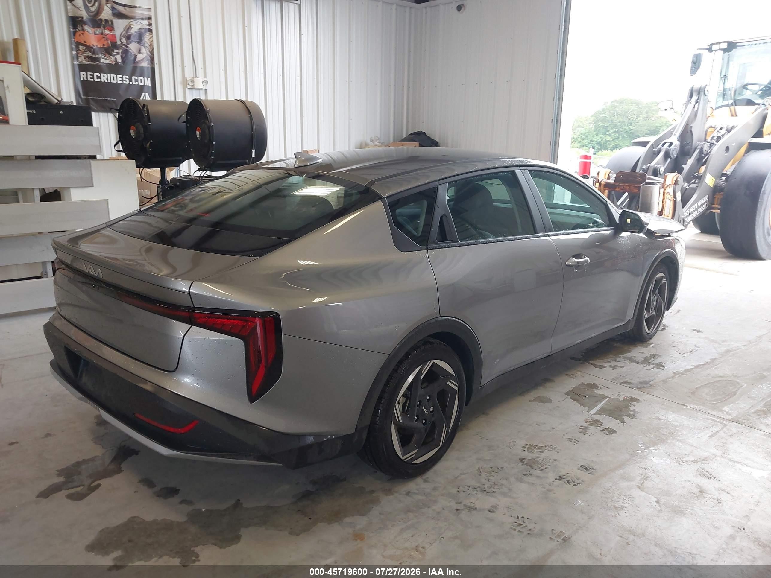 2025 Kia K4 Ex Gray vin: 3KPFU4DE9SE137346