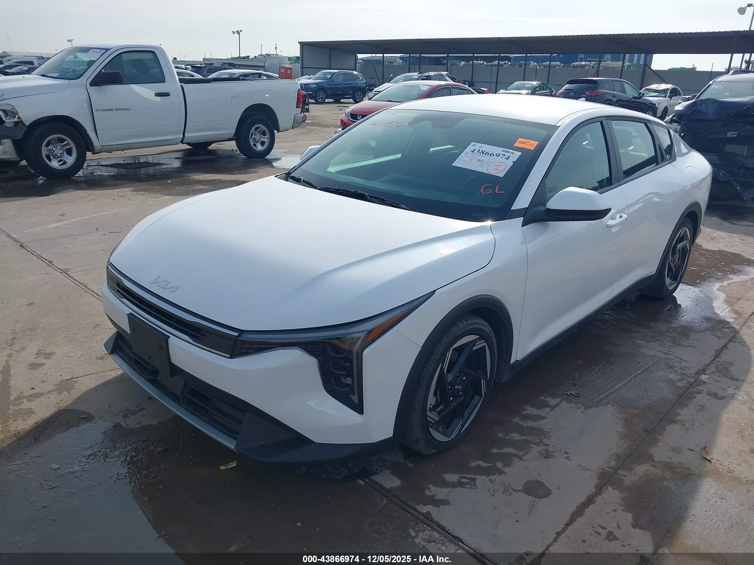 2025 Kia K4 Ex Белый vin: 3KPFU4DEXSE030399