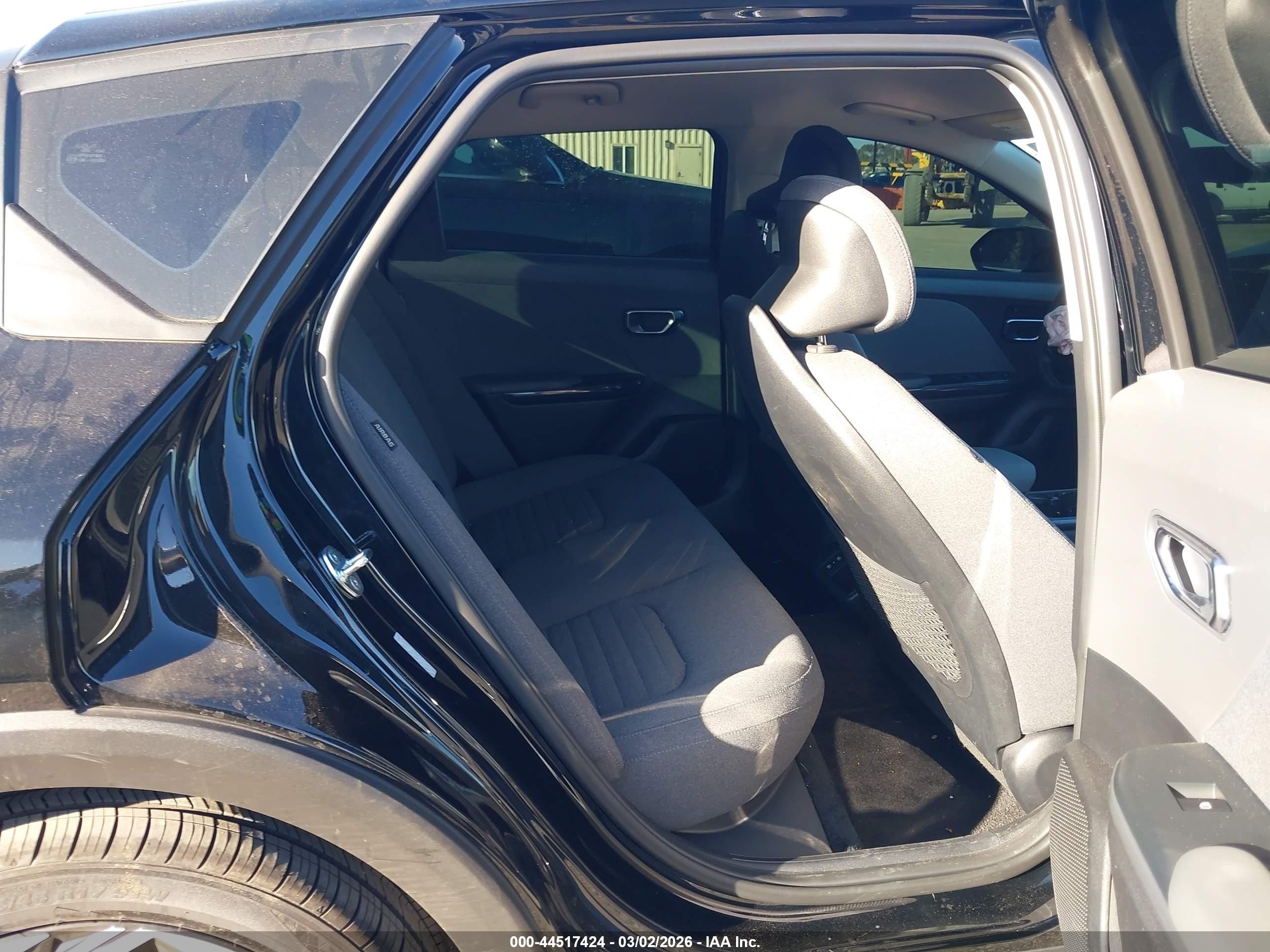 2025 Kia K4 Ex Black vin: 3KPFU4DEXSE121172