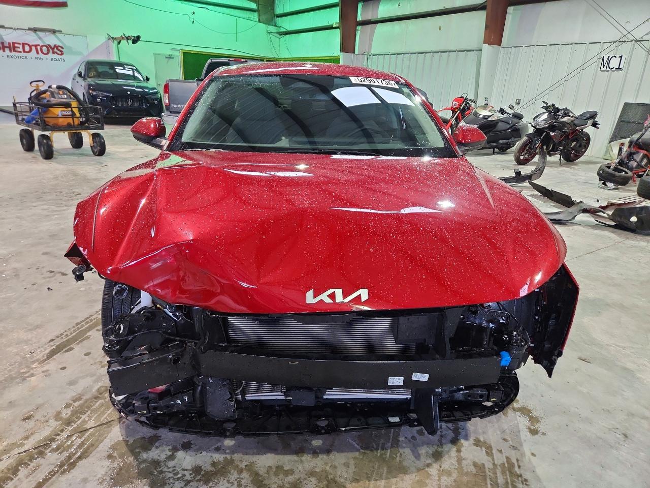 2025 Kia K4 Ex Red vin: 3KPFU4DEXSE130440