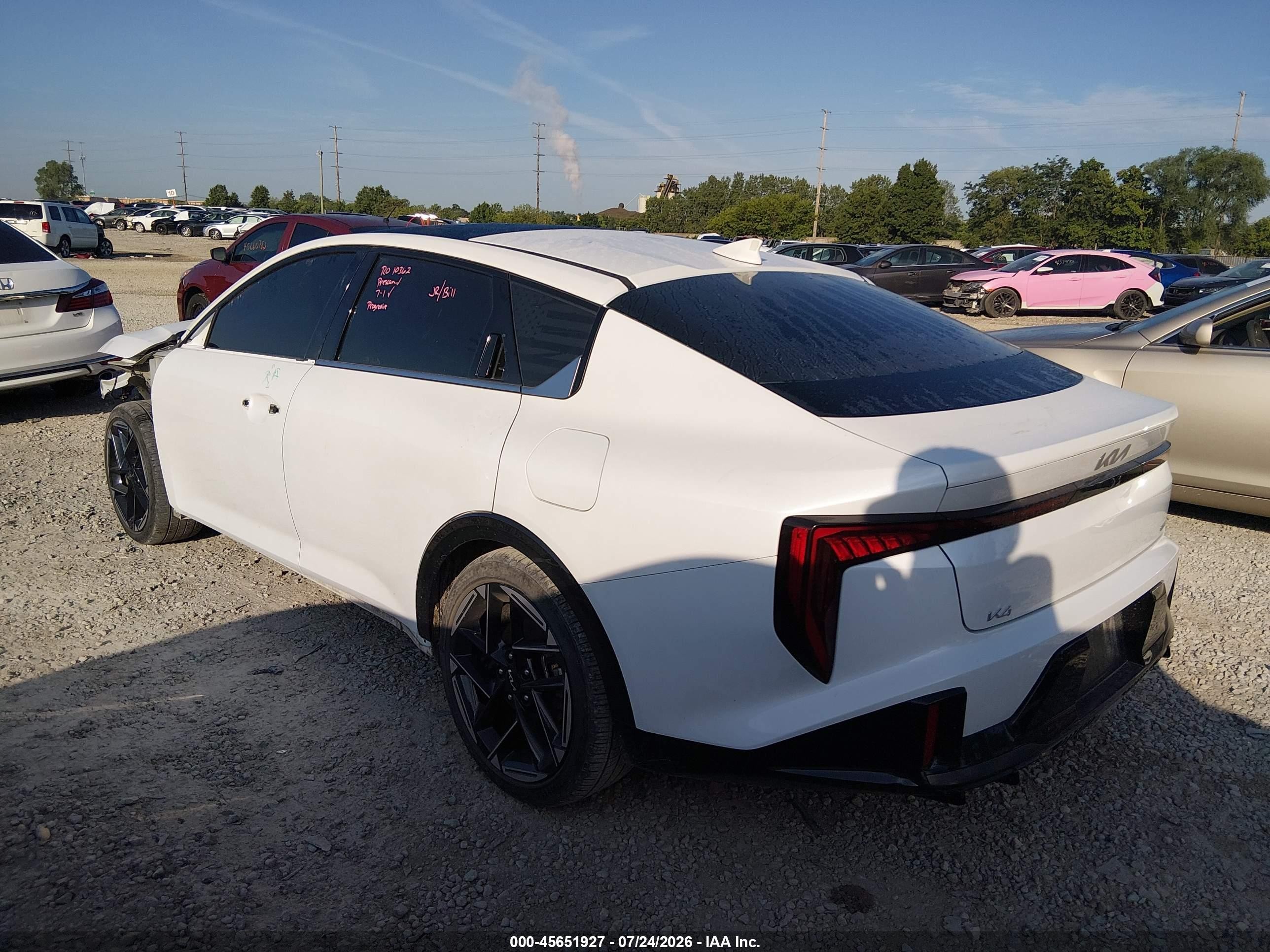 2025 Kia K4 Gt-line White vin: 3KPFW4DE9SE053523
