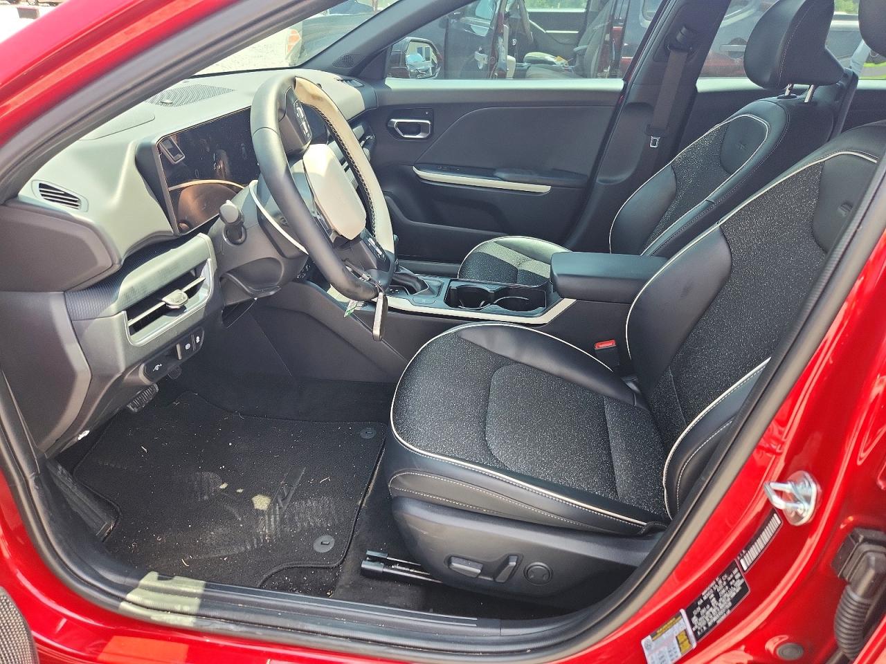 2025 Kia K4 Gt Line Red vin: 3KPFW4DE9SE077658