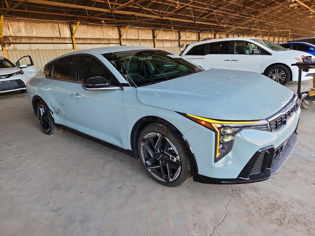 2025 Kia K4 Gt Line Gray vin: 3KPFW4DE9SE229020