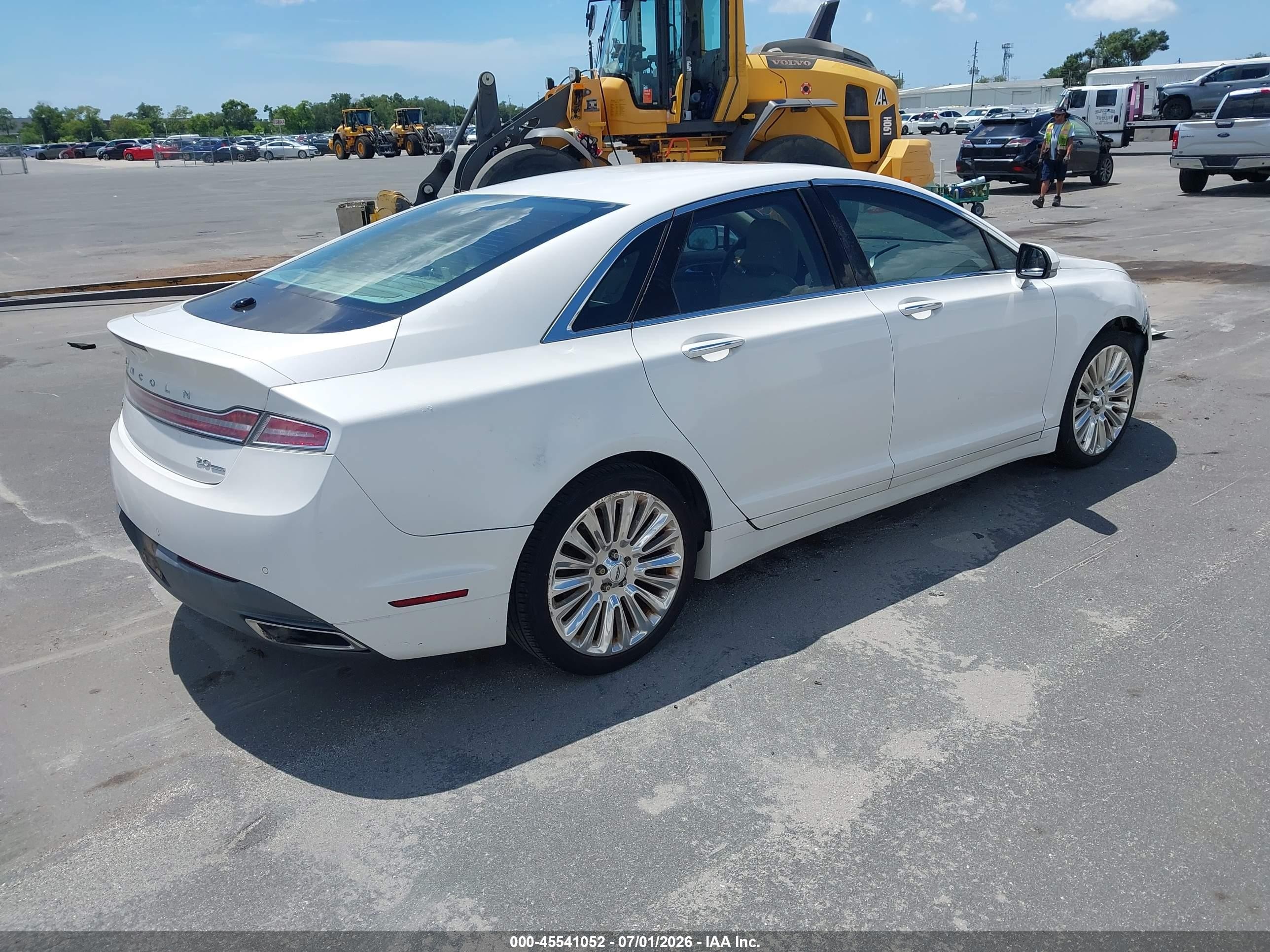 2013 Lincoln Mkz   White vin: 3LN6L2G90DR802714