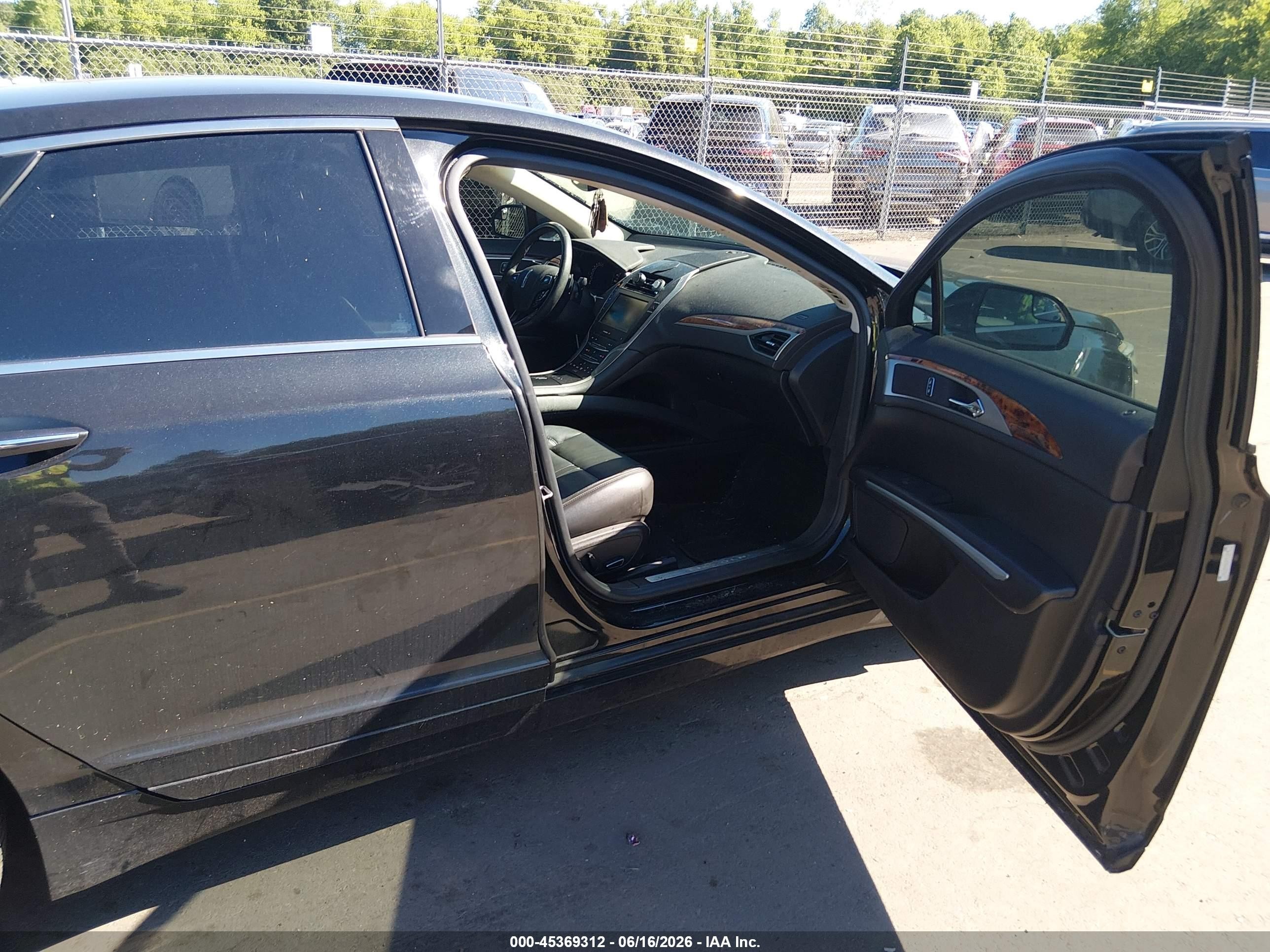 2013 Lincoln Mkz   Black vin: 3LN6L2G90DR804799